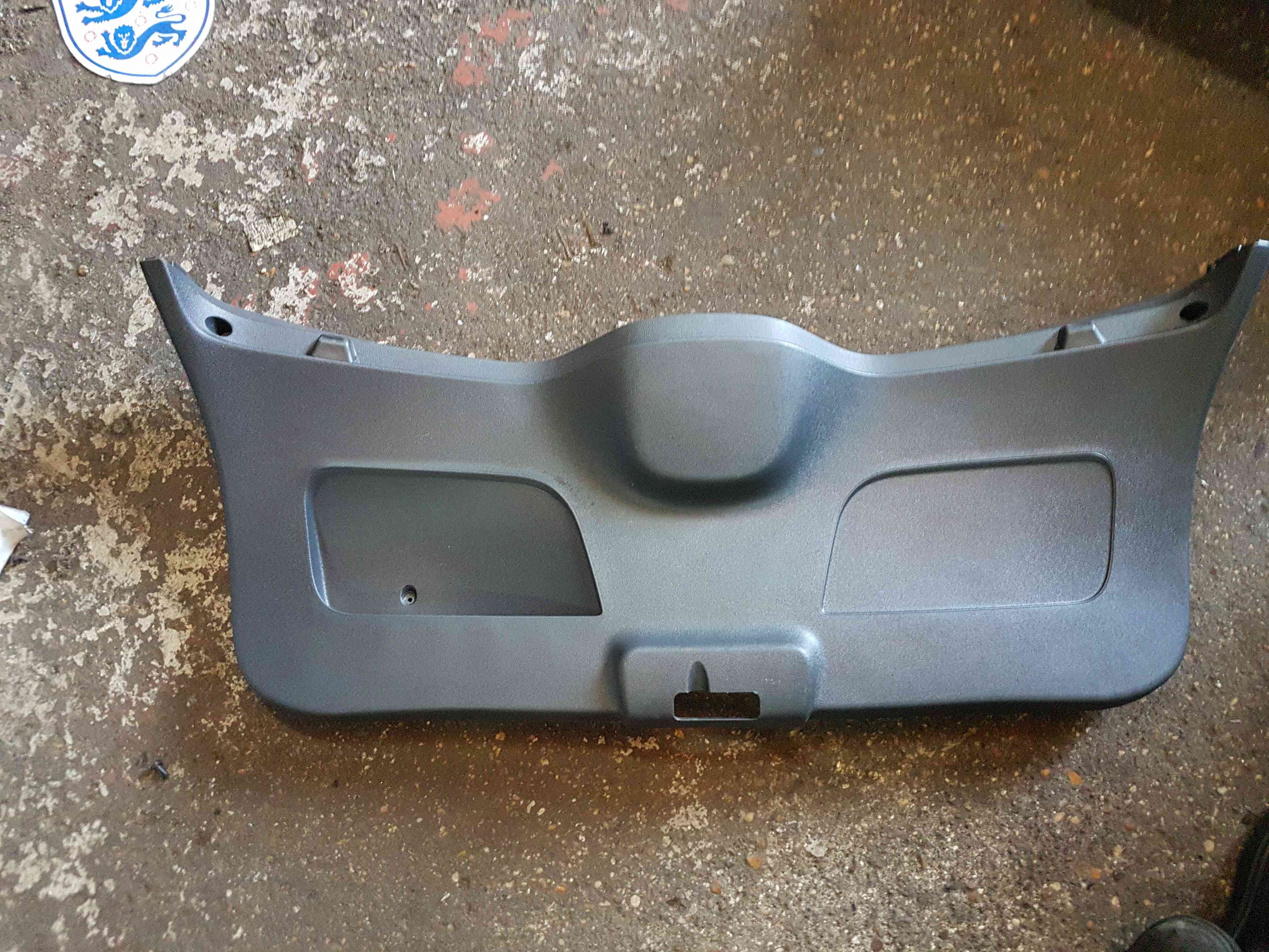Thumb 6 Renault Clio MK3 2005-2012 Rear Boot Trim Plastic Insert Inner Panel 8200293811