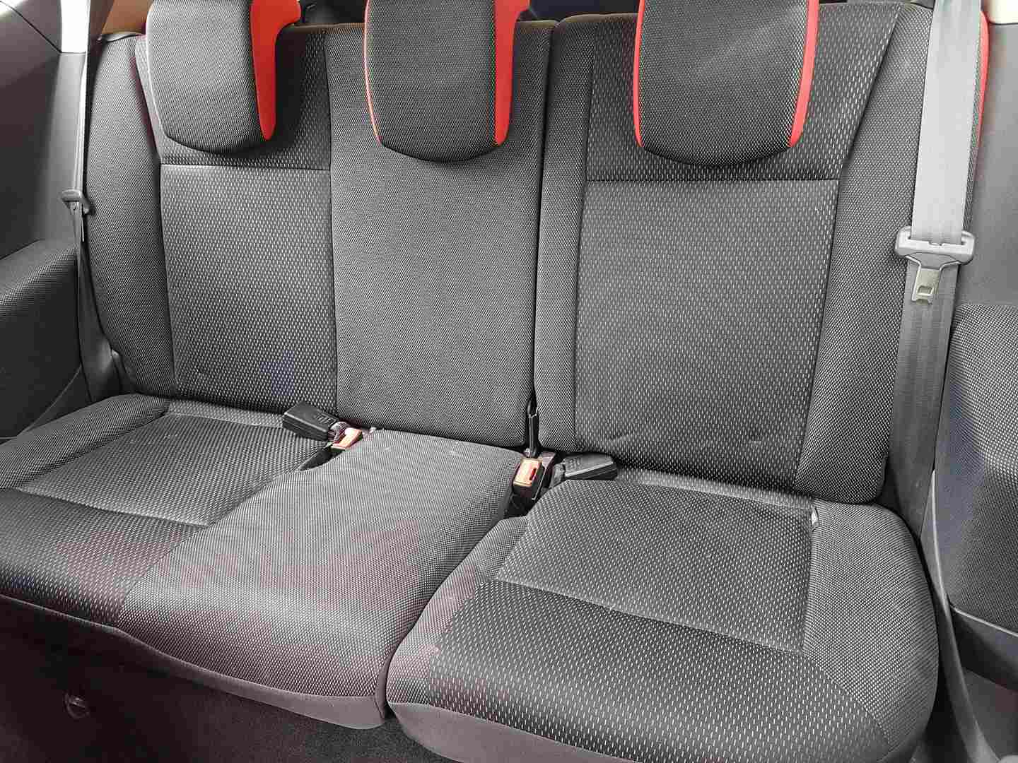 Thumb 2 Renault Clio MK3 2005-2012 Rear Seats Rear Bench Chair Red Ripcurl