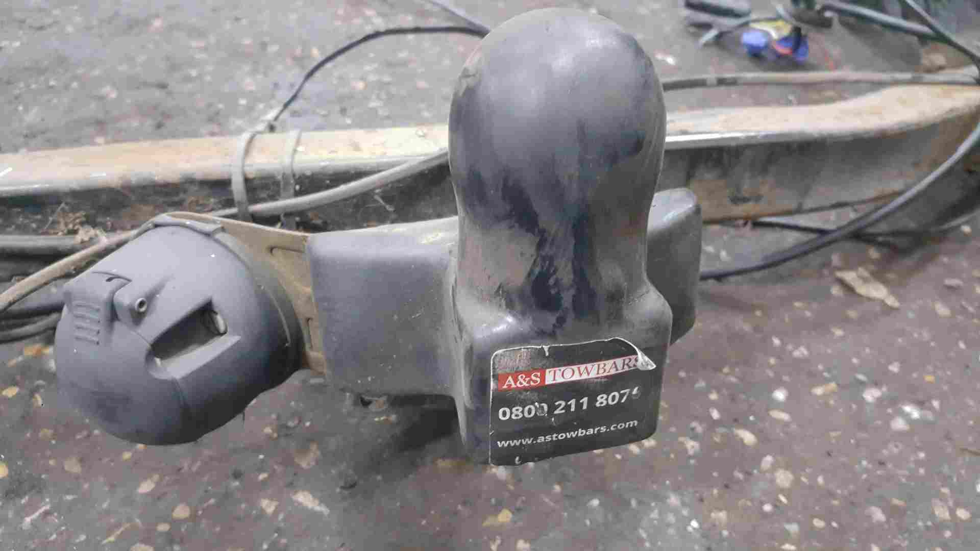 Thumb 3 Renault Clio MK3 2005-2012 Rear TOW Bar Complete A S Towbars