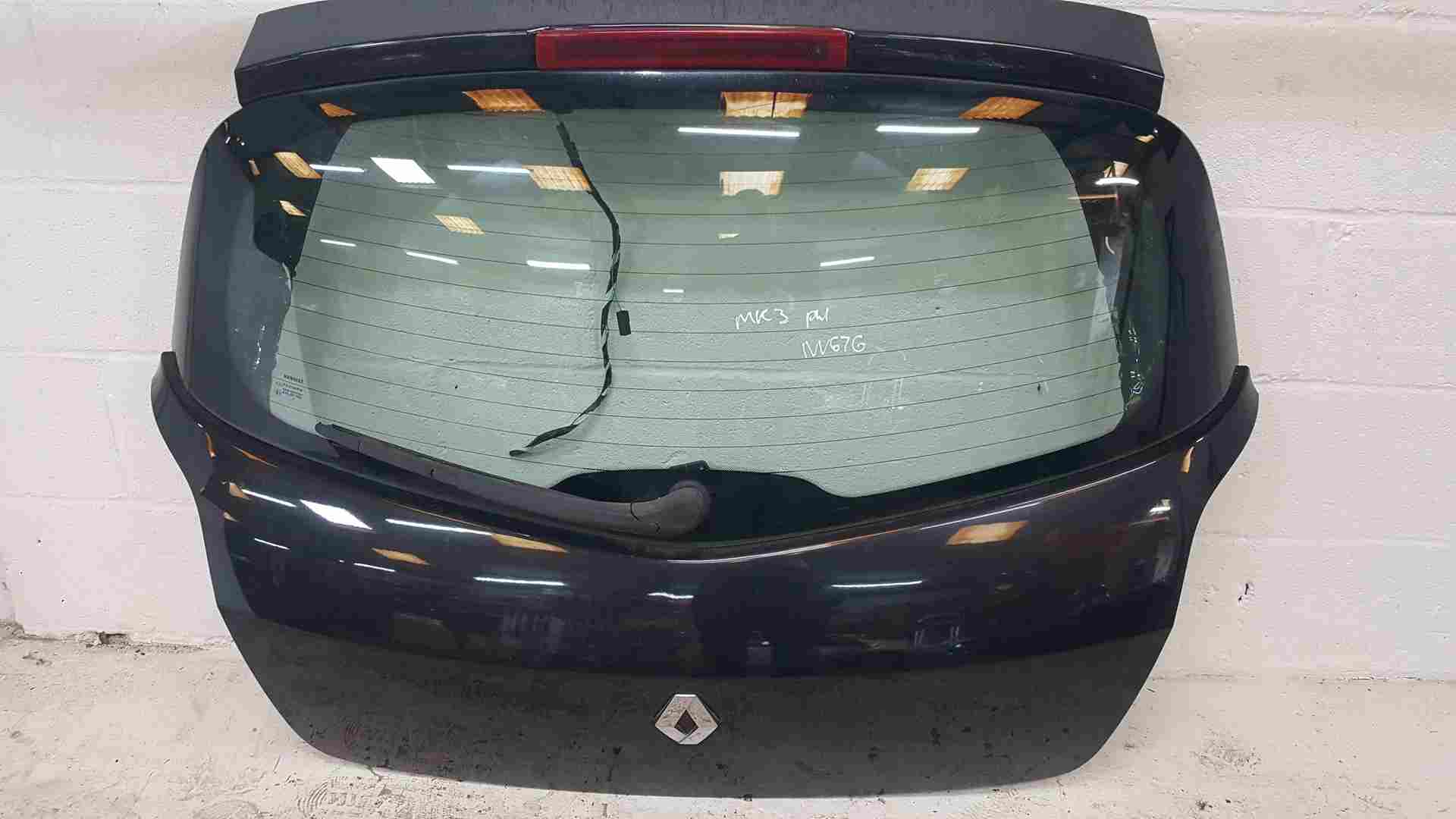 Thumb 2 Renault Clio MK3 2005-2012 Rear Tailgate Boot Black 676 De Badged