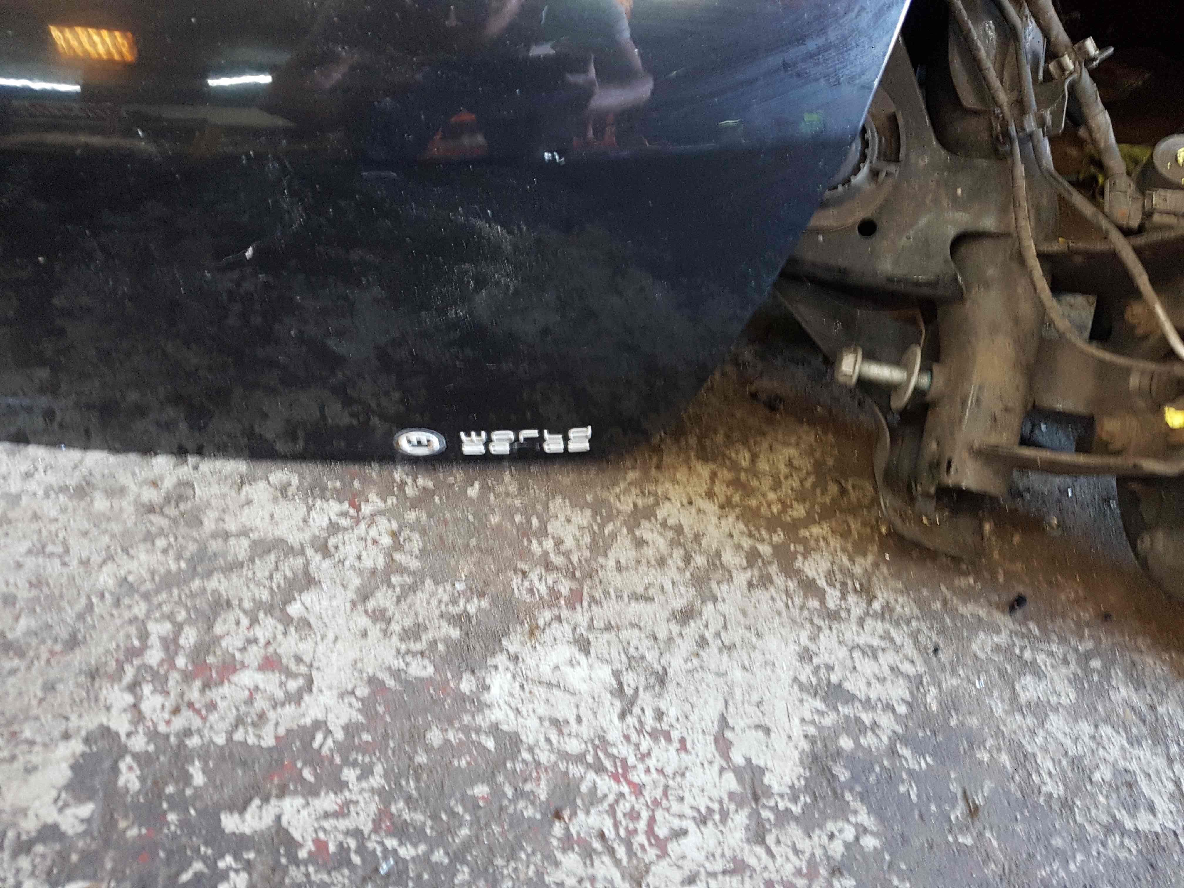 Thumb 2 Renault Clio MK3 2005-2012 Rear Tailgate Boot Black 676 World Series
