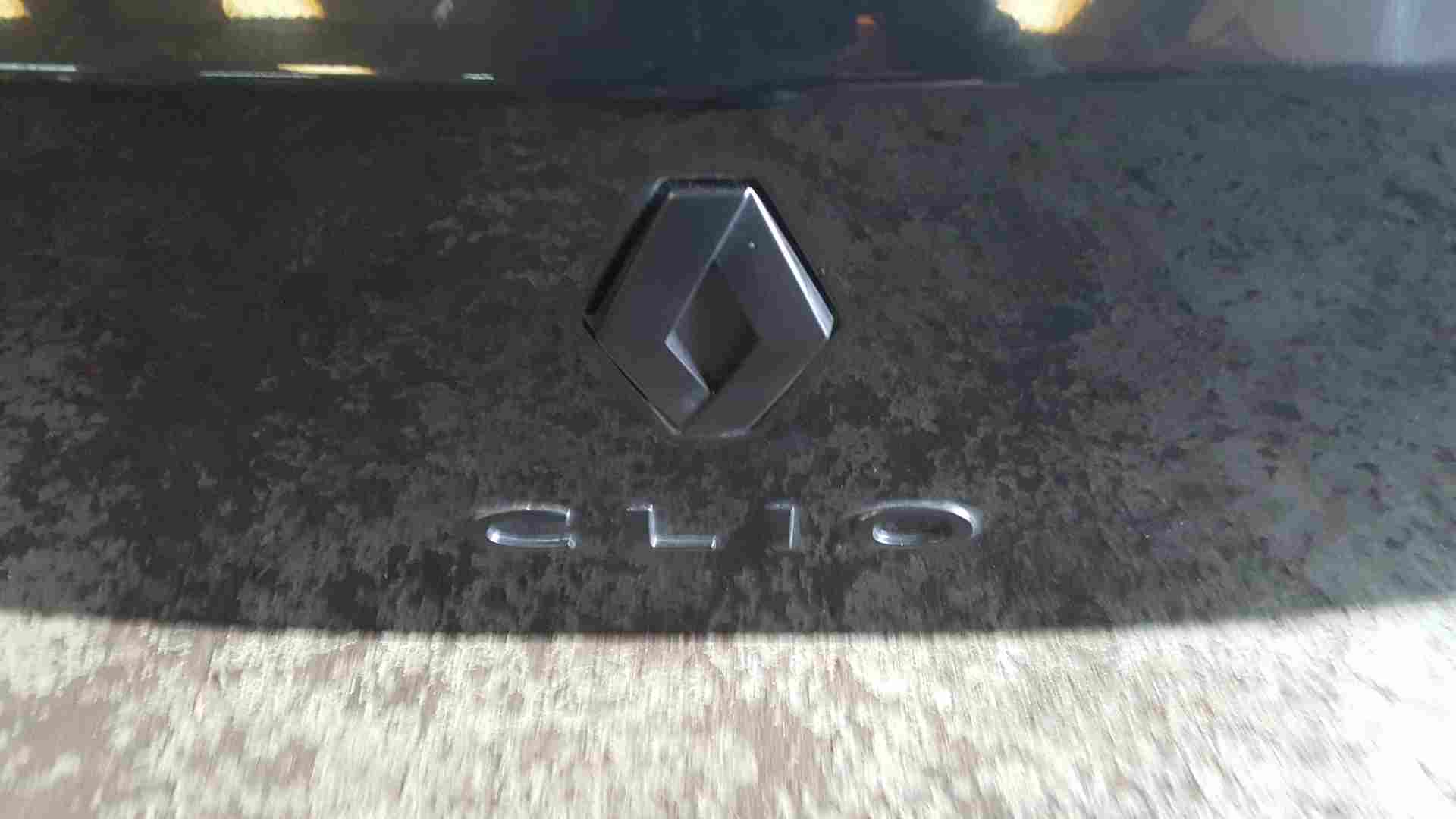 Thumb 3 Renault Clio MK3 2005-2012 Rear Tailgate Boot Black 676 Black Symbols