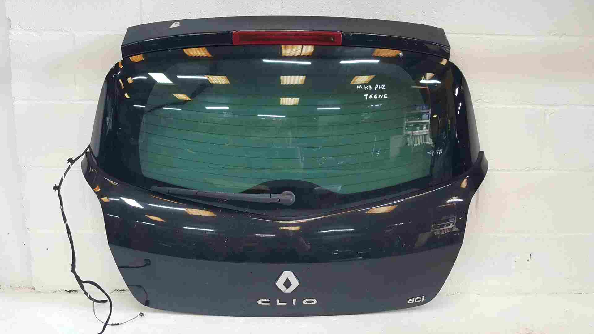 Thumb 2 Renault Clio MK3 2005-2012 Rear Tailgate Boot Black Tegne Tegne