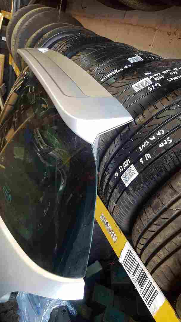 Thumb 6 Renault Clio MK3 2005-2012 Rear Tailgate Boot Silver TED69 Sport Spoiler