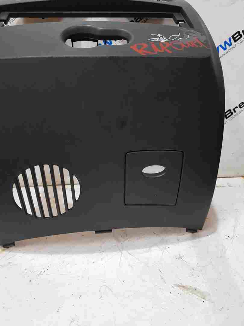 Thumb 4 Renault Clio MK3 2005-2012 Ripcurl Centre Facial Trim cd Player Heater Surround