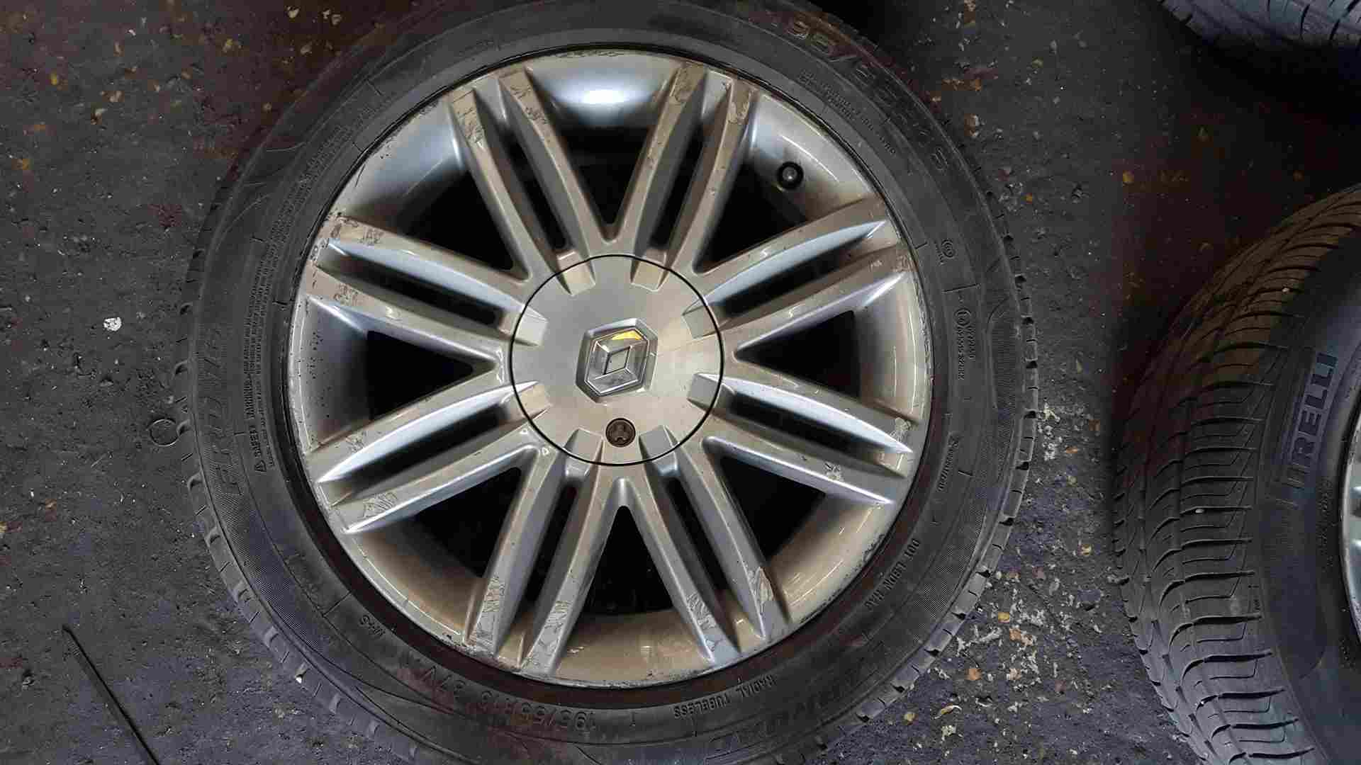 Thumb 2 Renault Clio MK3 2005-2012 Solonia Alloy Wheel Ampharosite 195 50 16 6Mm X 1 3/5