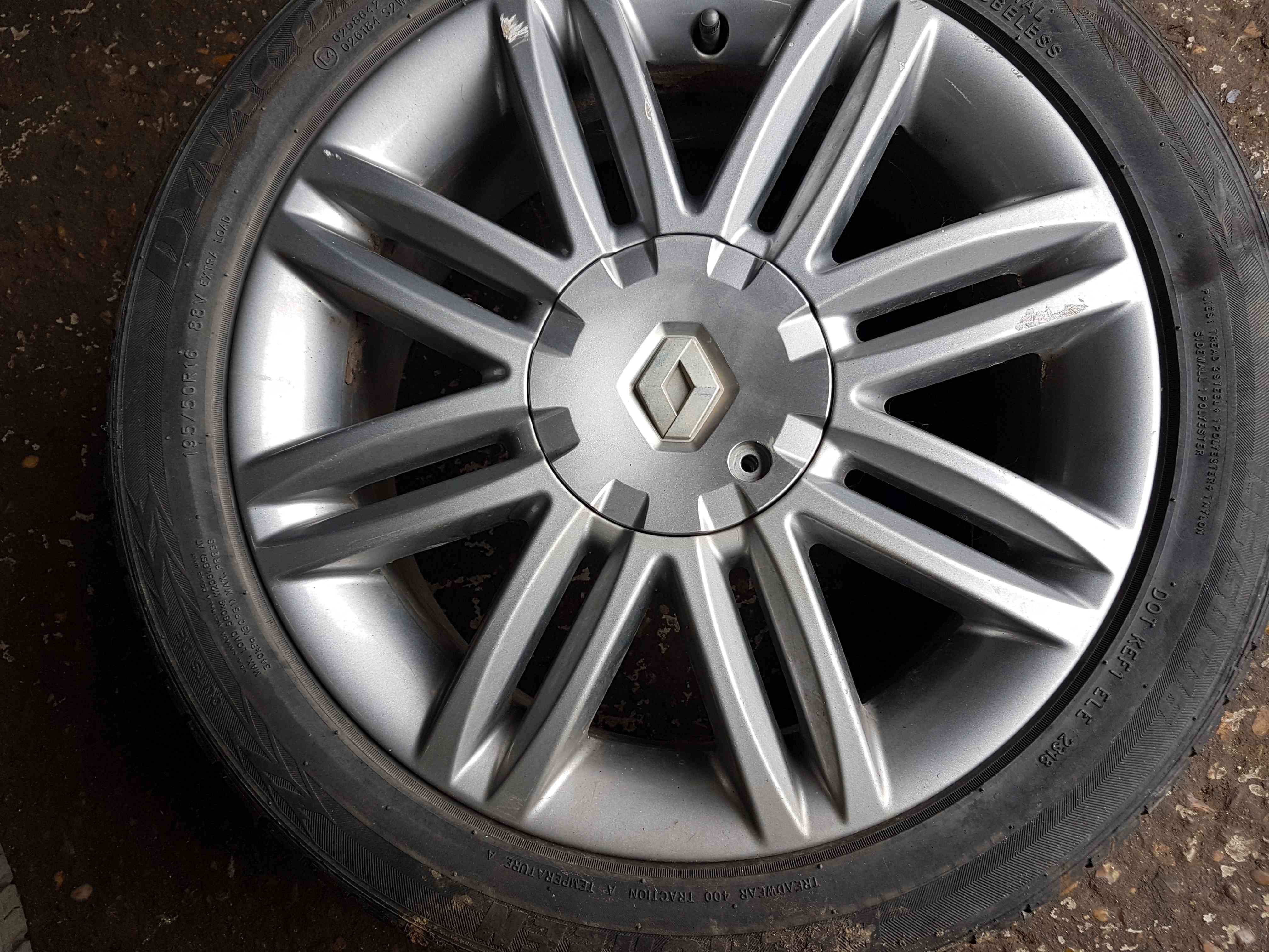 Thumb 4 Renault Clio MK3 2005-2012 Solonia Anthracite Alloy Wheel 16Inch + Tyre 7Mm 4/5 