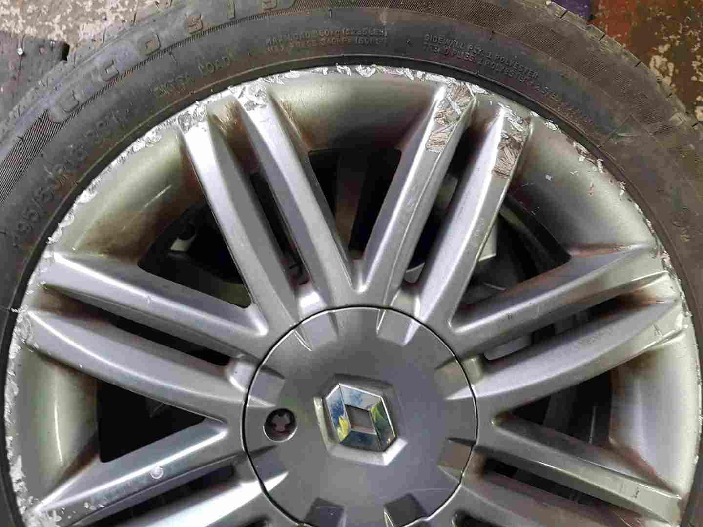 Thumb 3 Renault Clio MK3 2005-2012 Solonia Anthracite Alloy Wheel 16Inch 3/5 8200899145