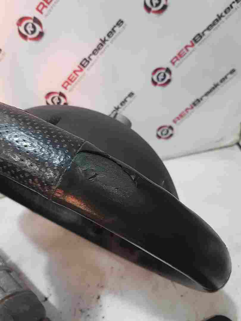 Thumb 7 Renault Clio MK3 2005-2012 Steering Wheel Cruise Control Leather Peeling