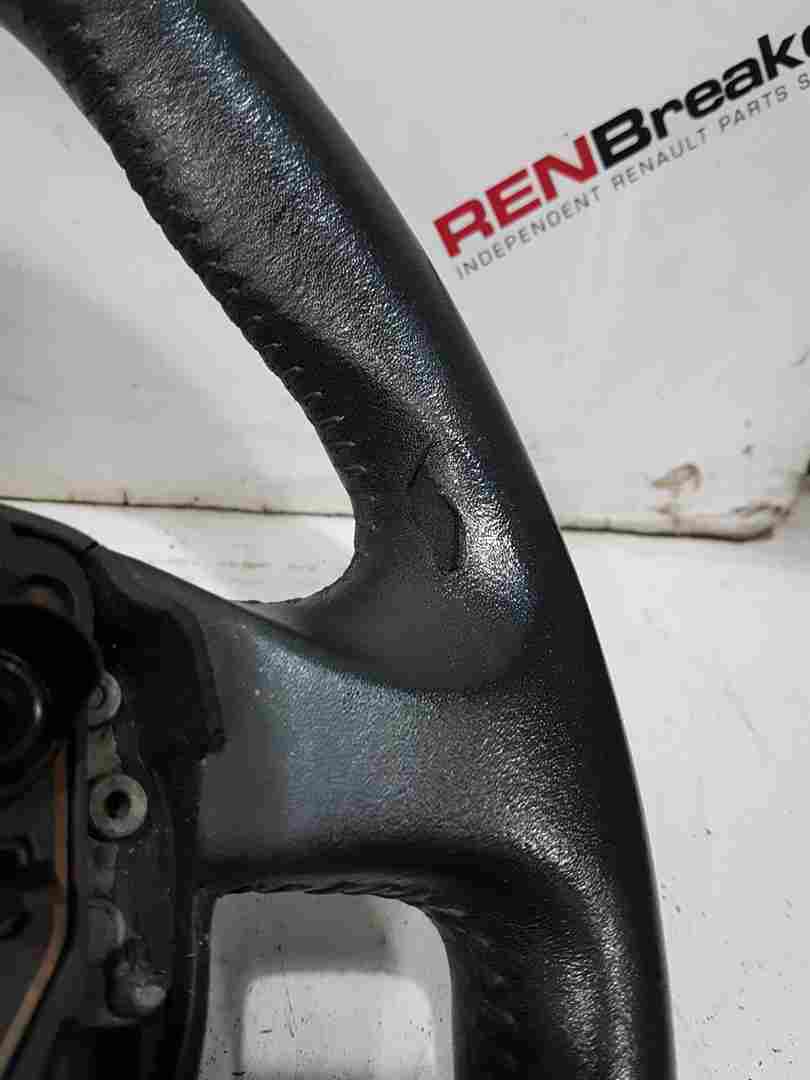 Thumb 3 Renault Clio MK3 2005-2012 Steering Wheel Leather With Stitching 8200844077