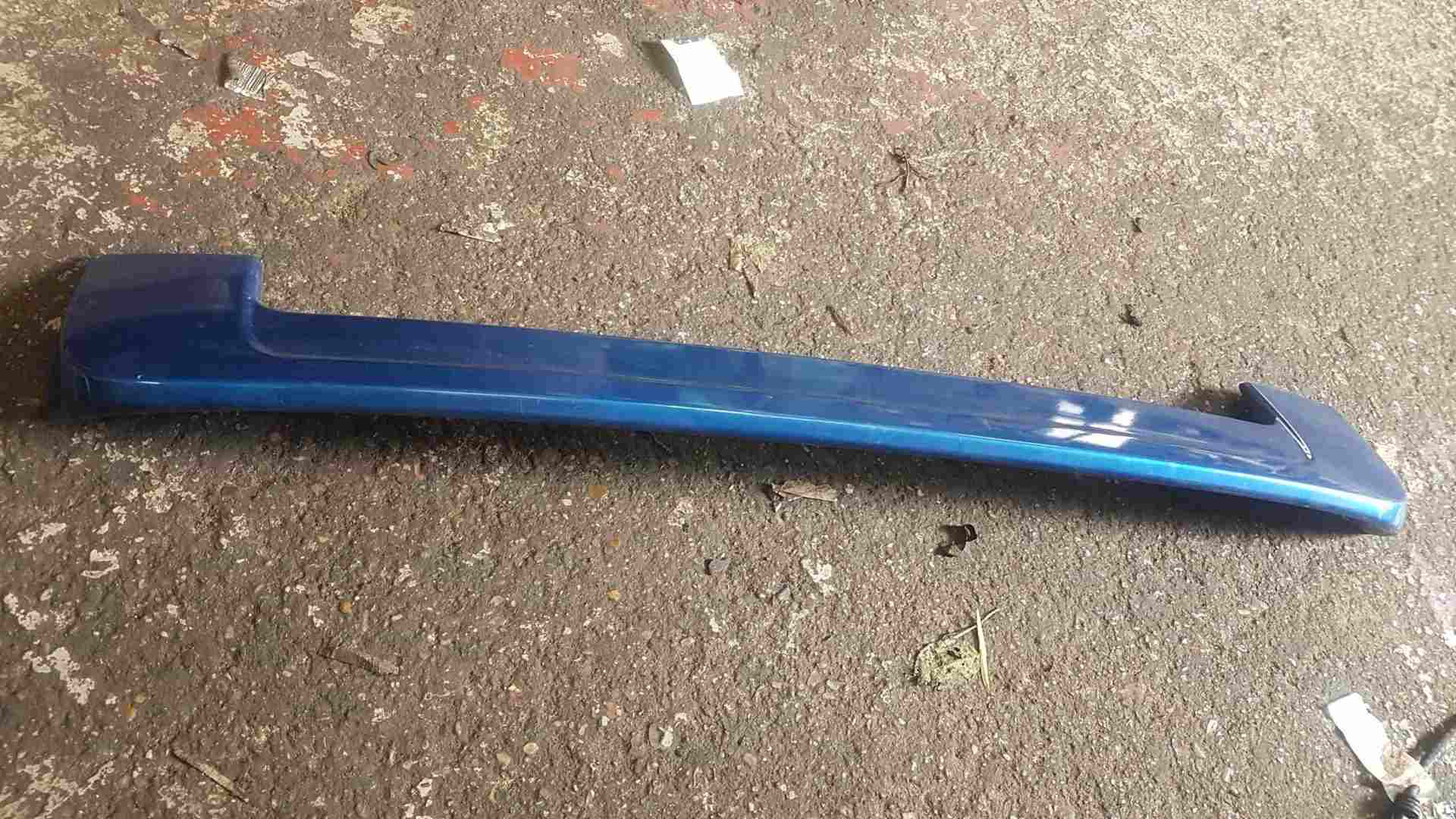 Thumb 3 Renault Clio MK3 2005-2012 Terna Blue Rear Tailgate Boot Blue Spoiler