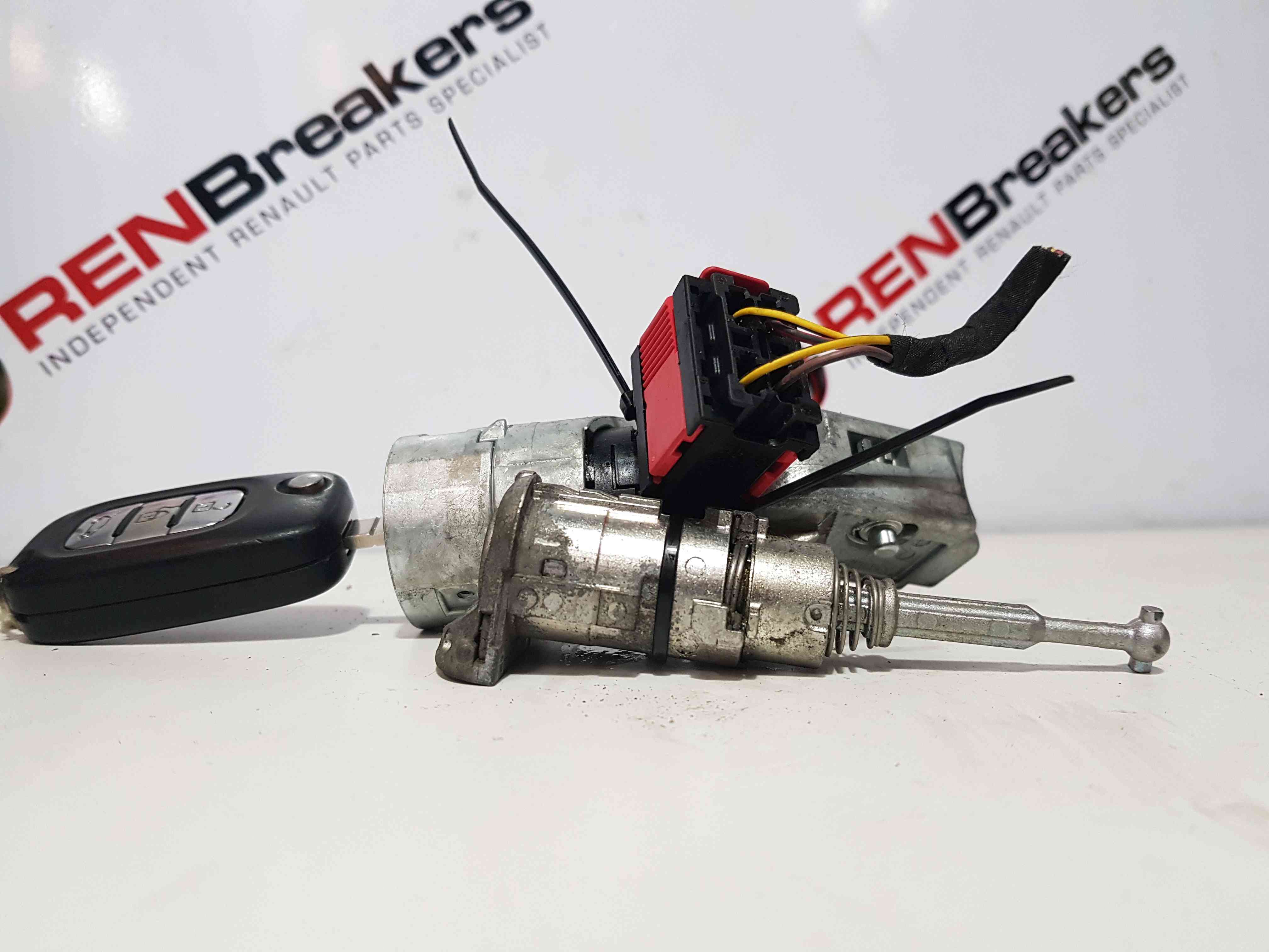 Thumb 4 Renault Clio MK3 2005-2014 Ignition Barrel Flip KEY + Door Lock 8200214168