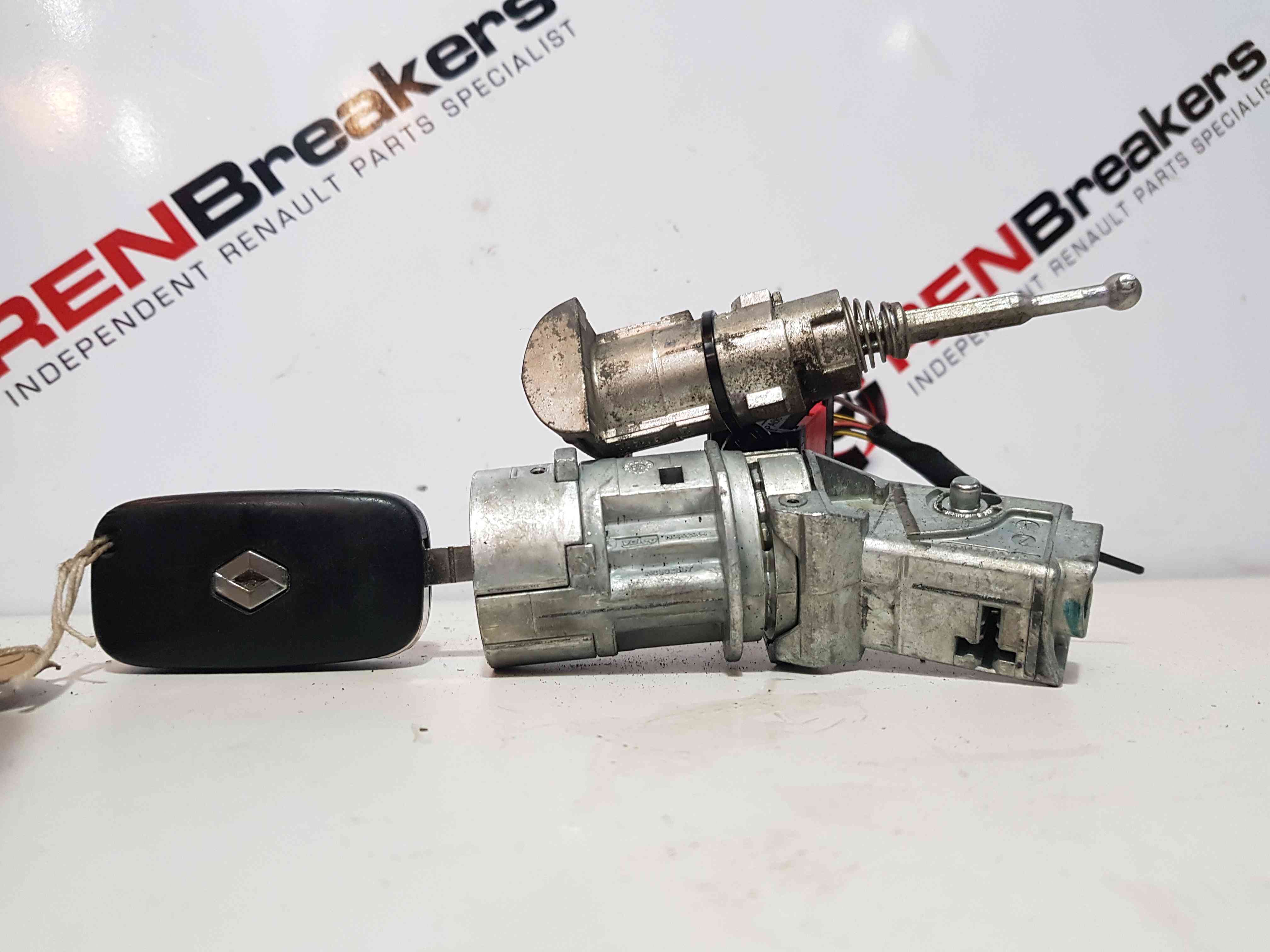 Thumb 9 Renault Clio MK3 2005-2014 Ignition Barrel Flip KEY + Door Lock 8200214168