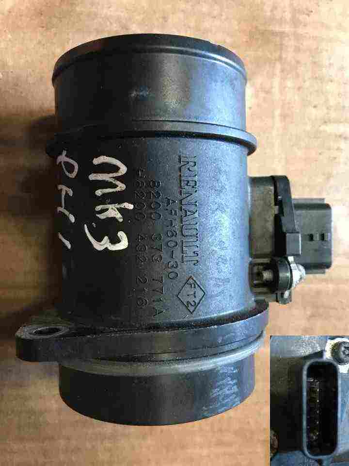 Renault Clio MK3 2007-2012 2.0 16v Mass Air Flow Meter Sensor 8200373771