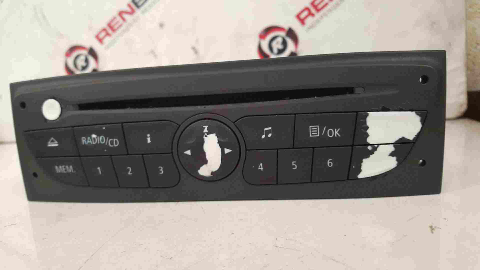 Renault Clio MK3 2008-2012 Cd Player Radio + Code 281150038R