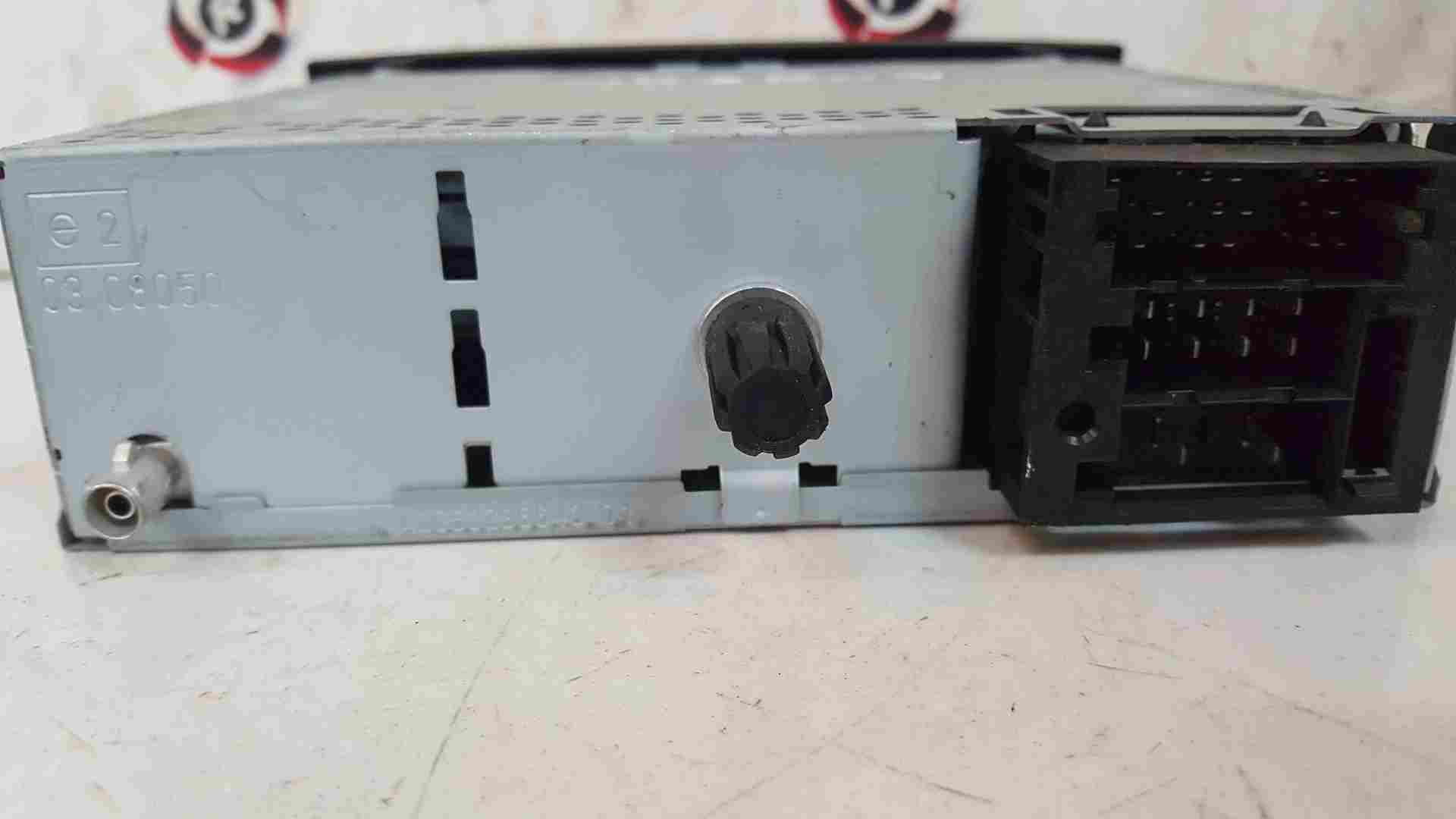 Thumb 6 Renault Clio MK3 2008-2012 Cd Player Radio + Code 281150038R