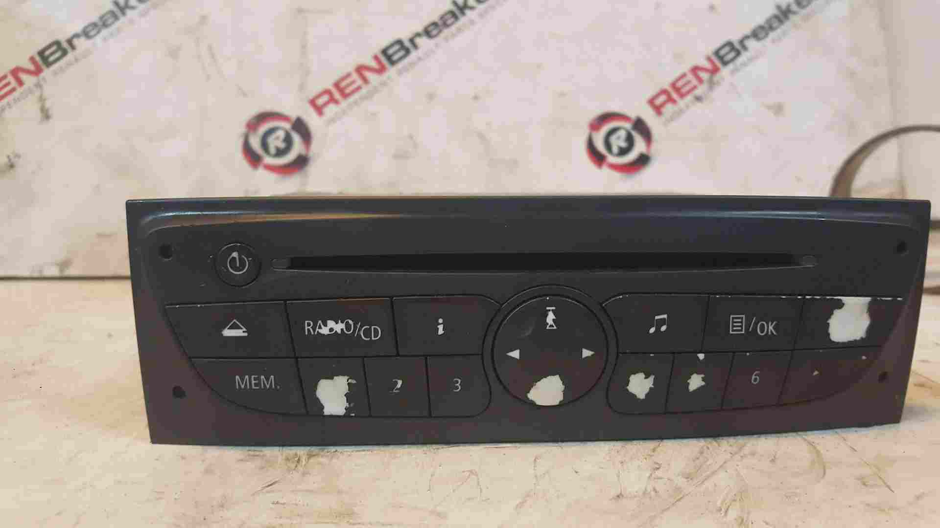 Thumb 4 Renault Clio MK3 2008-2012 Cd Player Radio + Code 281150038R