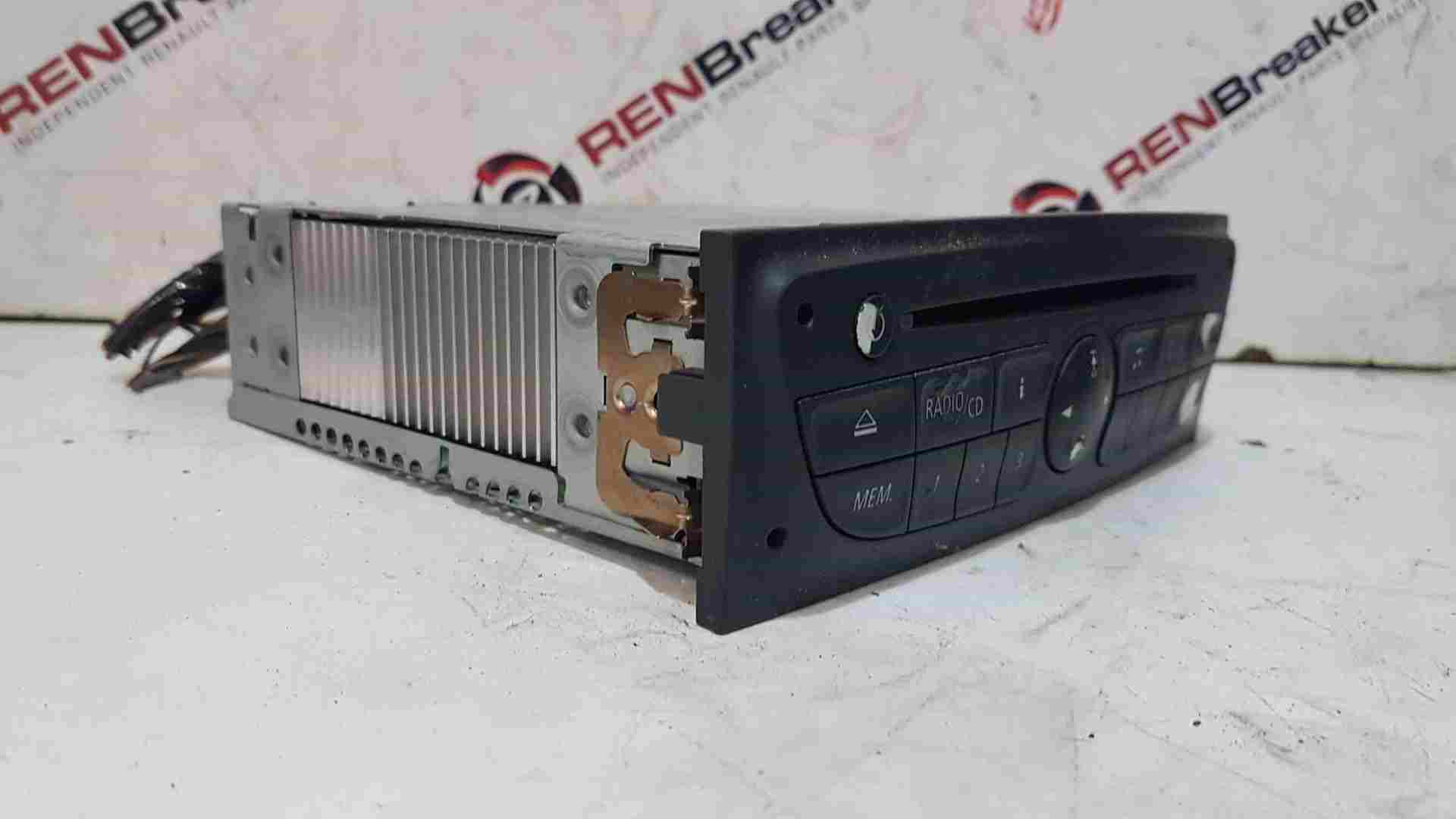 Thumb 4 Renault Clio MK3 2008-2012 Cd Player Radio + Code 281150038R