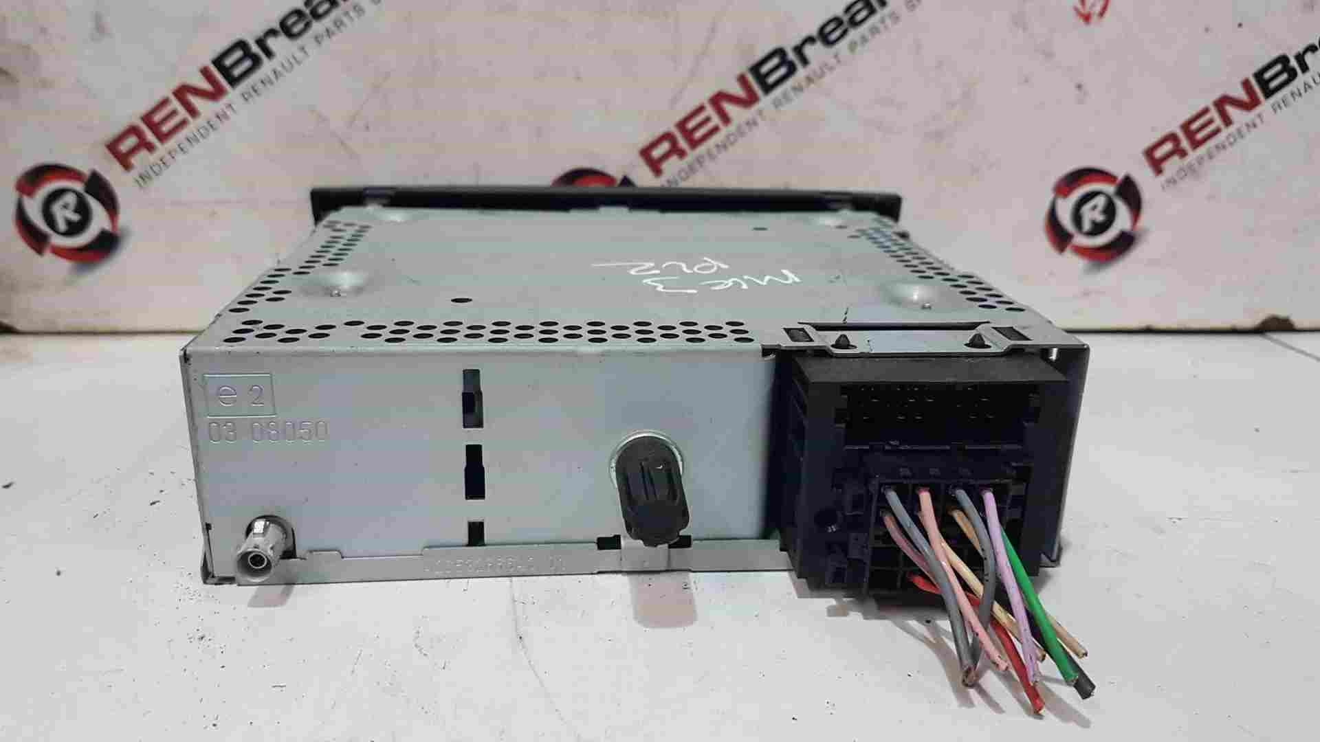 Thumb 4 Renault Clio MK3 2008-2012 Cd Player Radio + Code 281150038R