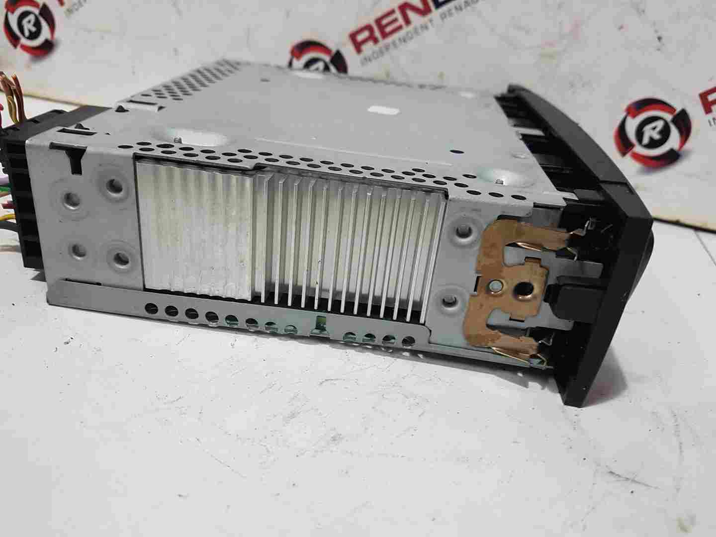 Thumb 5 Renault Clio MK3 2008-2012 Cd Player Radio + Code 281150038R