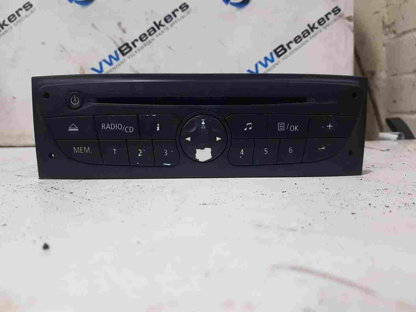Renault Clio MK3 2008-2012 Cd Player Radio + Code 281150038R