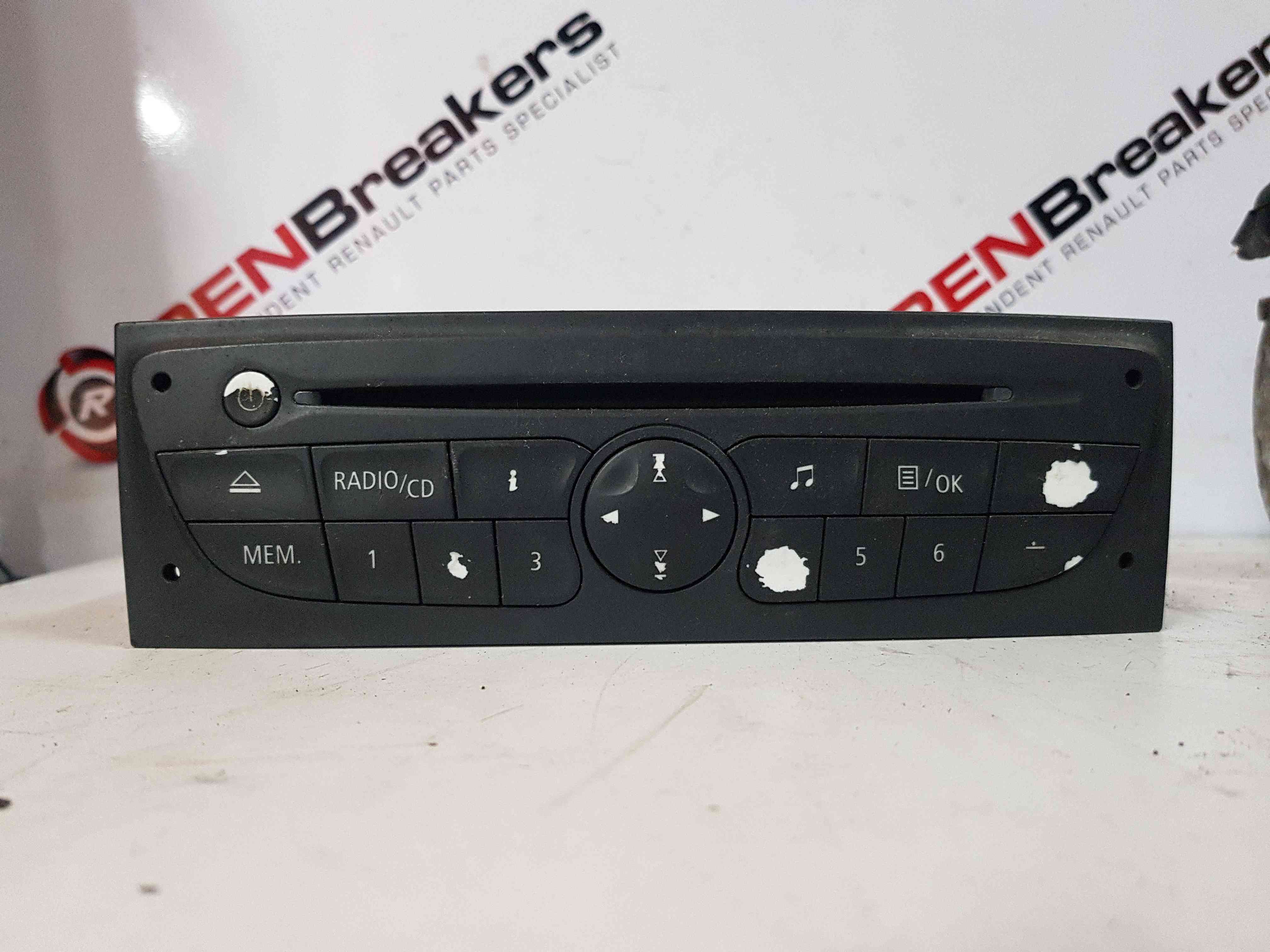 Thumb 2 Renault Clio MK3 2008-2012 Cd Player Radio + Code 281150038R