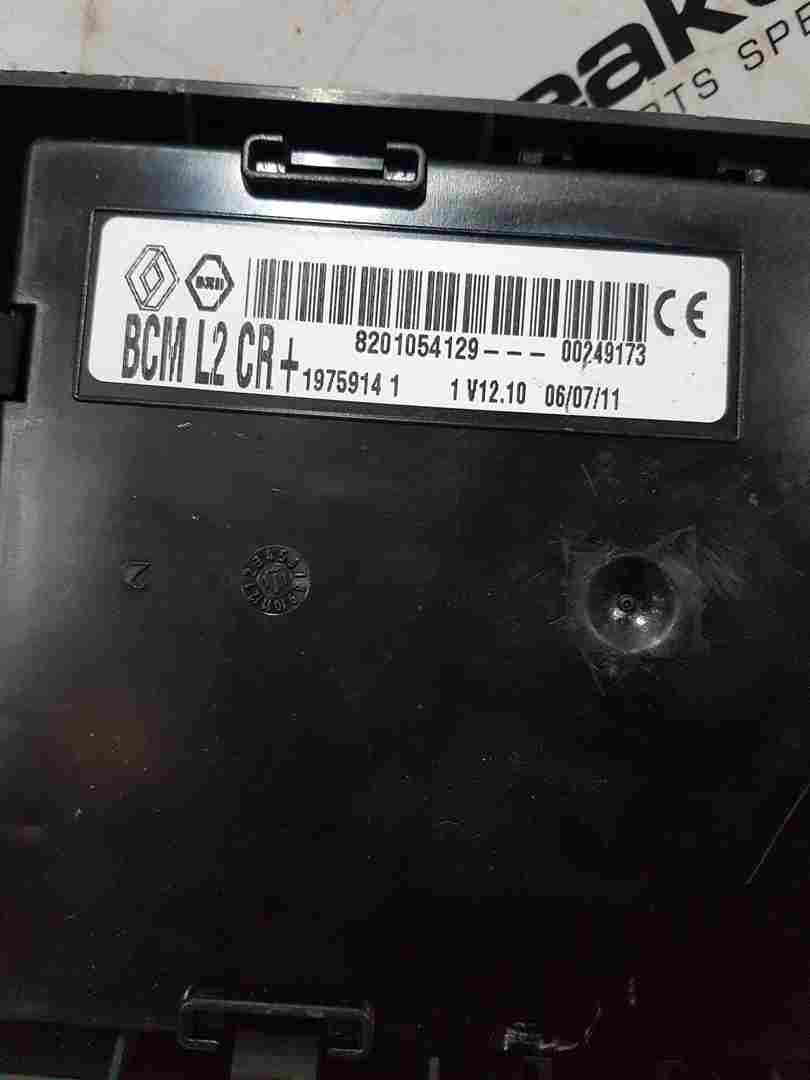 Thumb 3 Renault Clio MK3 2009-2012 1.2 16V ECU Set KIT Bcm UCH Bci KEY d4f740 8201054129