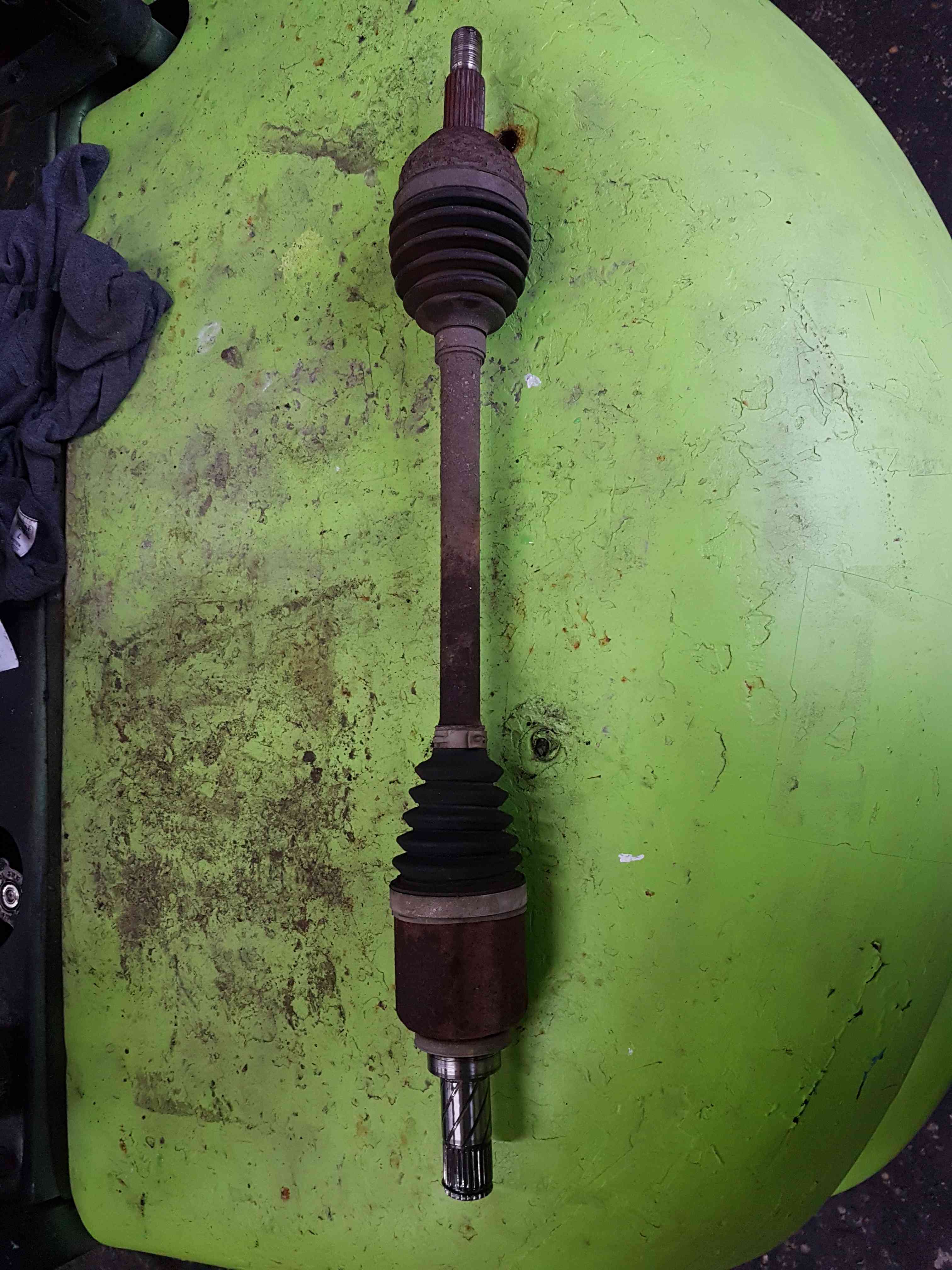 Thumb 2 Renault Clio MK3 2009-2012 1.5 DCI Passenger Nsf Front Driveshaft K9K 770