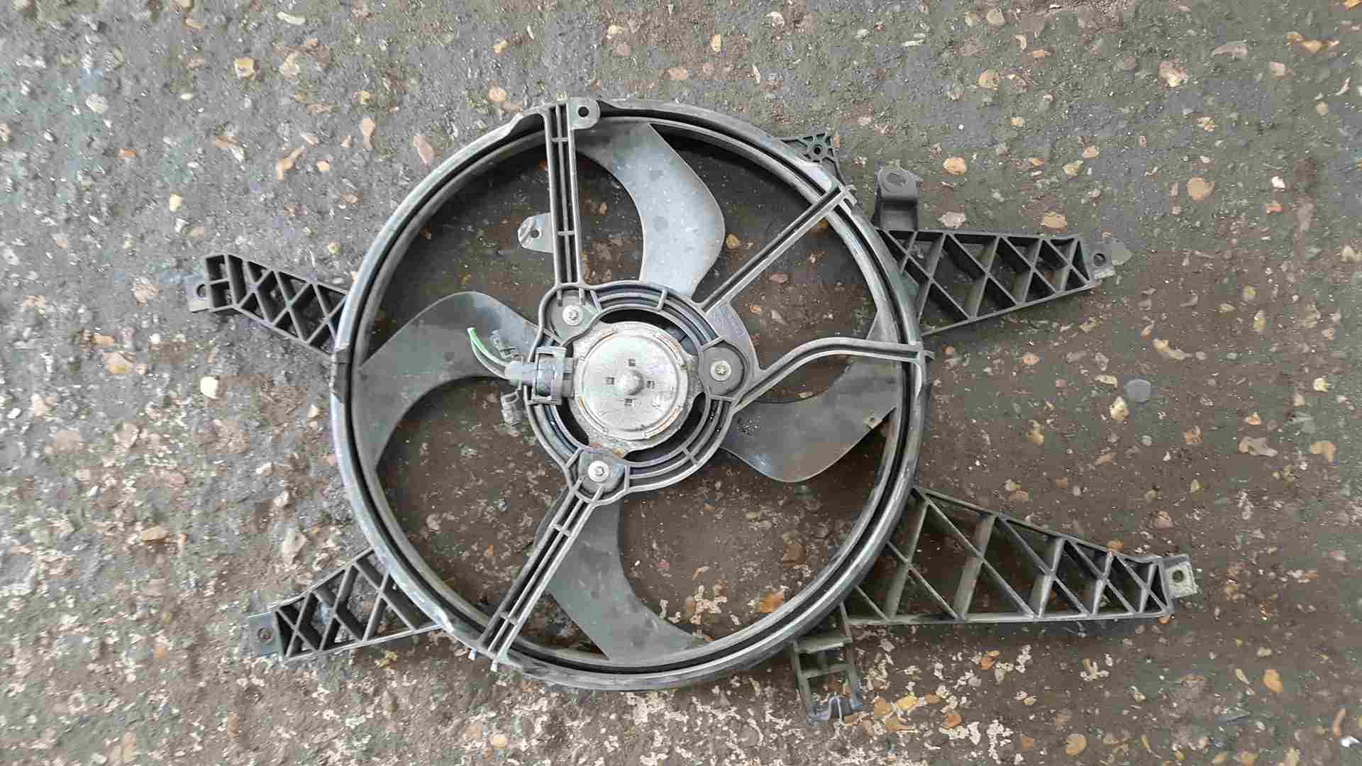 Thumb 4 Renault Clio MK3 2009-2012 1.5 DCI Radiator Cooling FAN 8200966247