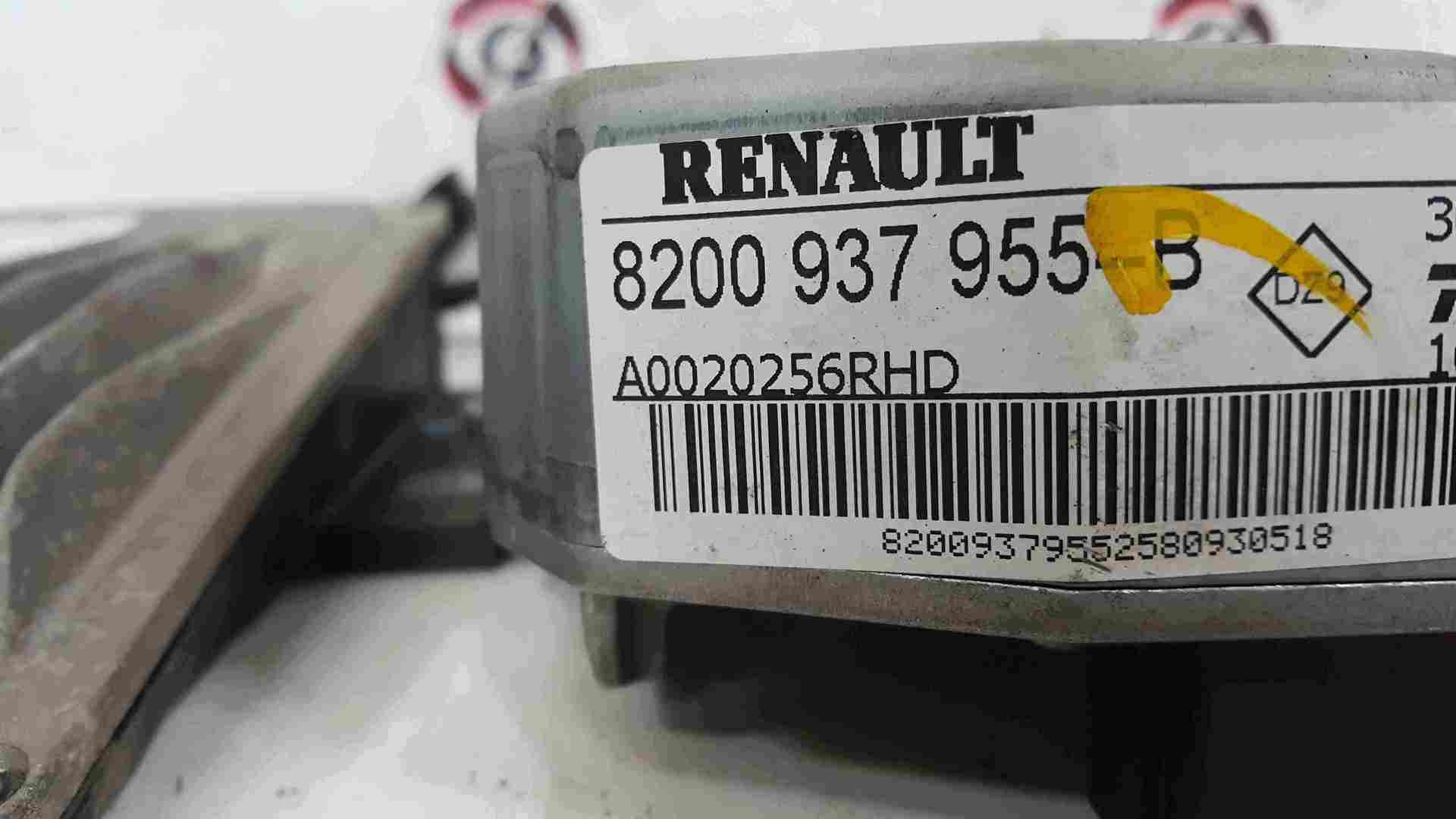 Thumb 3 Renault Clio MK3 2009-2012 1.5 DCi ECU Set UCH Immobiliser + Key Fob 8200937955