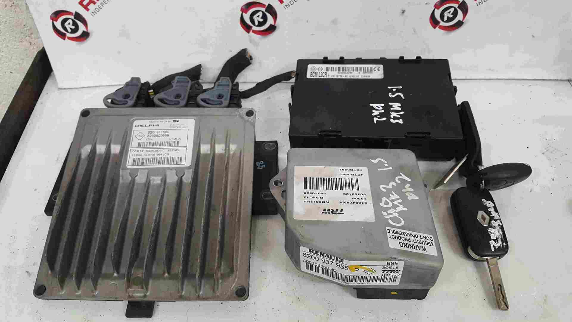 Renault Clio MK3 2009-2012 1.5 DCi ECU Set UCH Immobiliser + Key Fob 8200937955