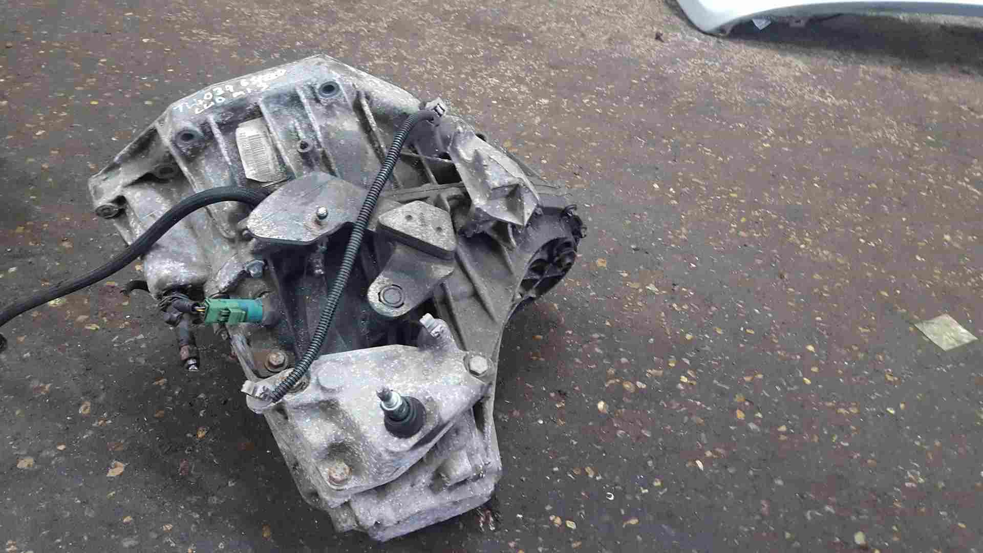 Thumb 4 Renault Clio MK3 2009-2012 1.6 16v Gt Gearbox TL4039 6 Speed TL4 039 TL4(039)