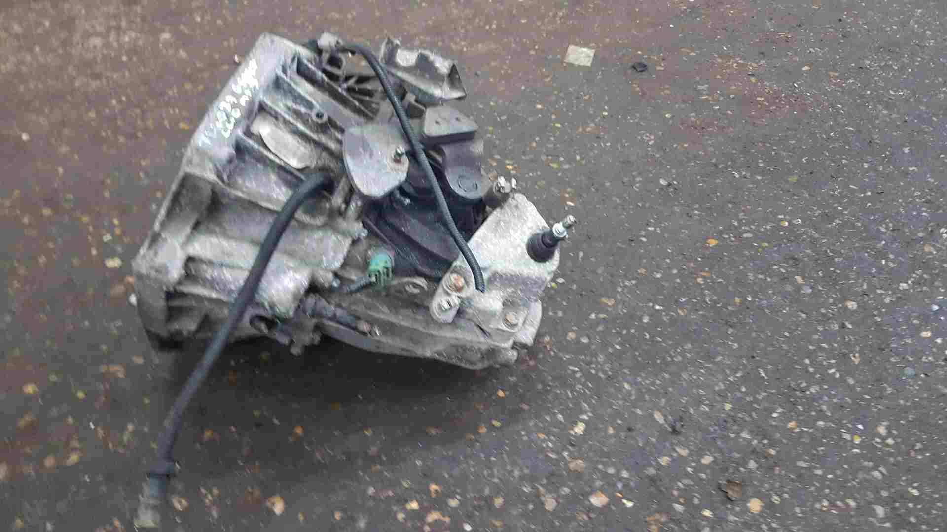 Thumb 5 Renault Clio MK3 2009-2012 1.6 16v Gt Gearbox TL4039 6 Speed TL4 039 TL4(039)