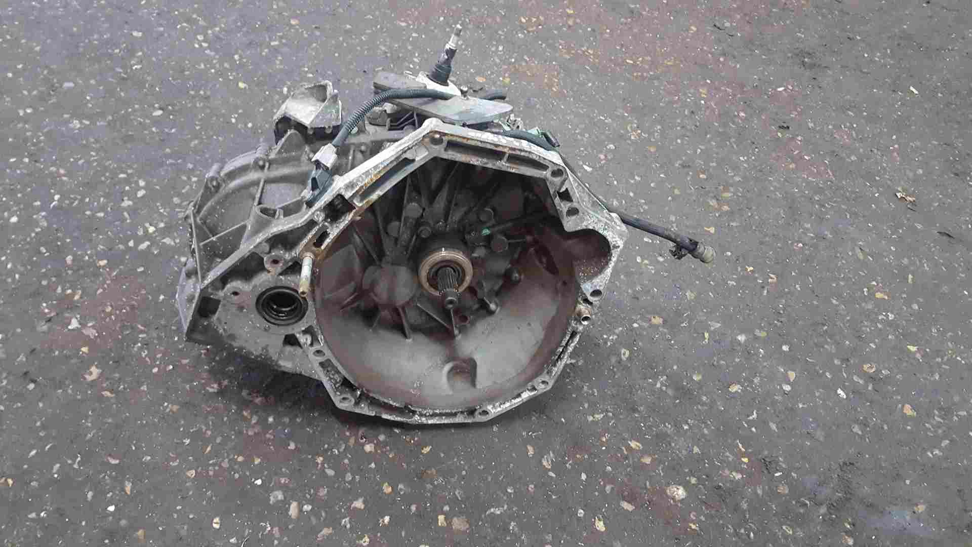 Thumb 7 Renault Clio MK3 2009-2012 1.6 16v Gt Gearbox TL4039 6 Speed TL4 039 TL4(039)