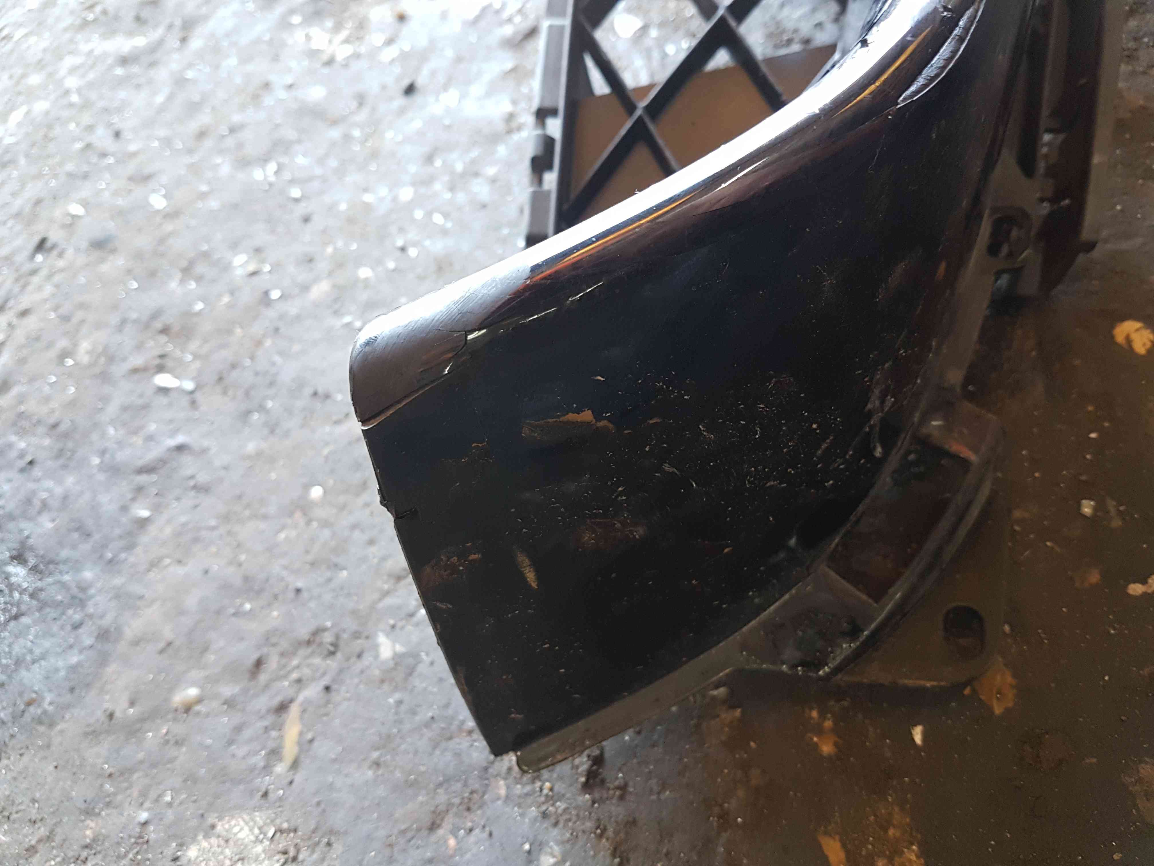 Thumb 4 Renault Clio MK3 2009-2012 197 Front Bumper Bottom Grill Insert 8200899585