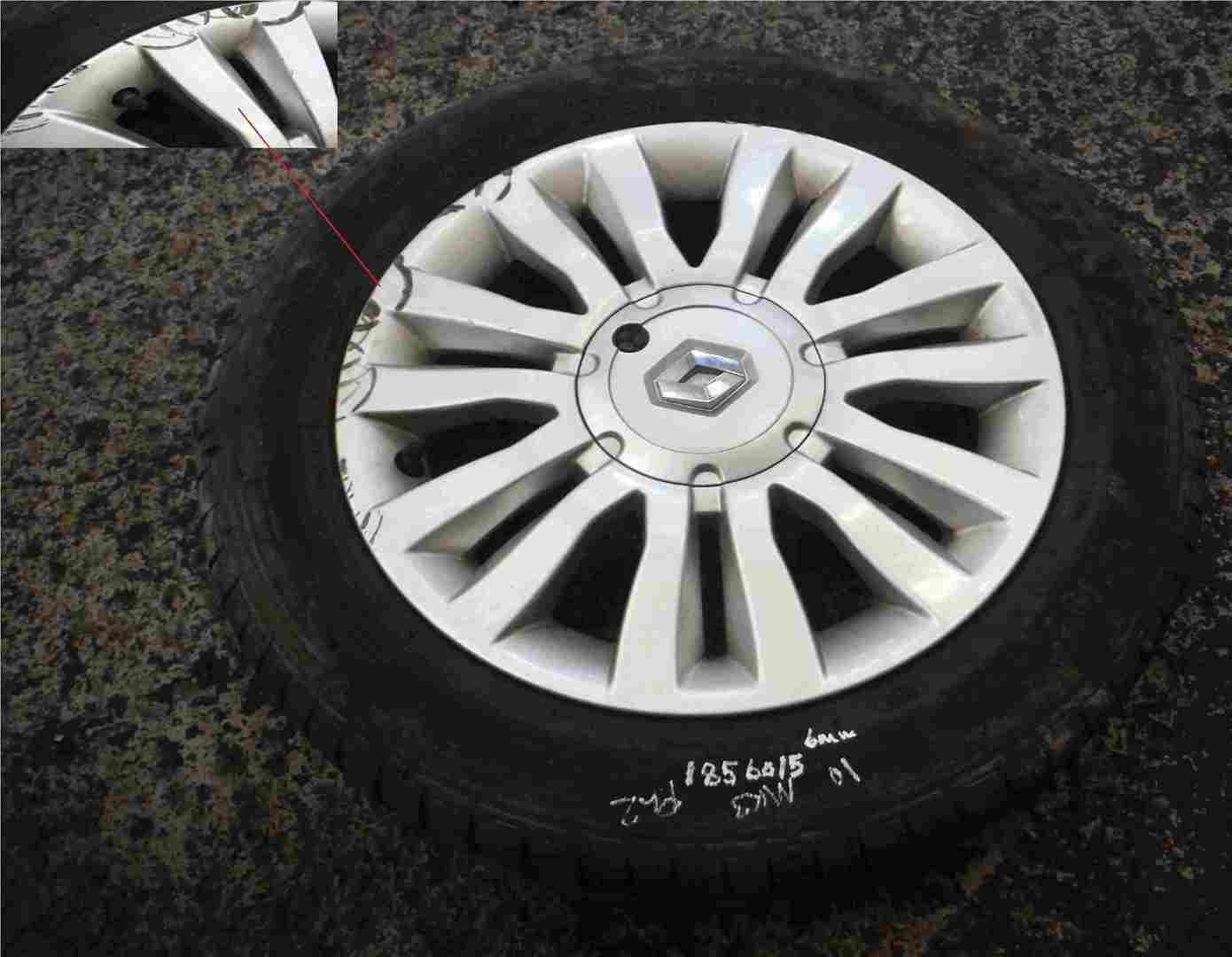 Renault Clio MK3 2009-2012 Alloy Wheel DEL Arte 15Inch 3/5 8200846129