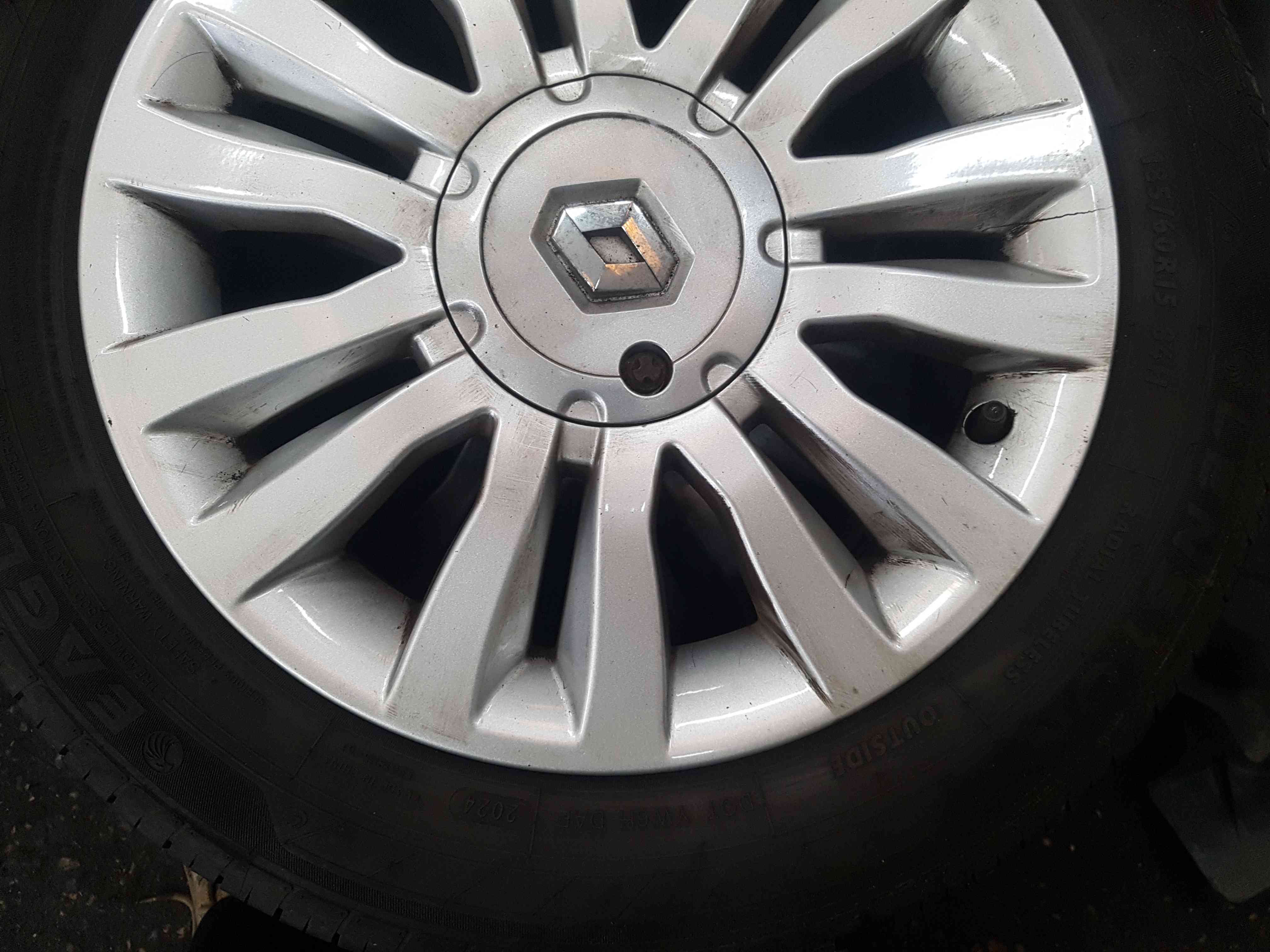 Thumb 3 Renault Clio MK3 2009-2012 Alloy Wheel Del Arte 185 60 15 4/5 8200846129