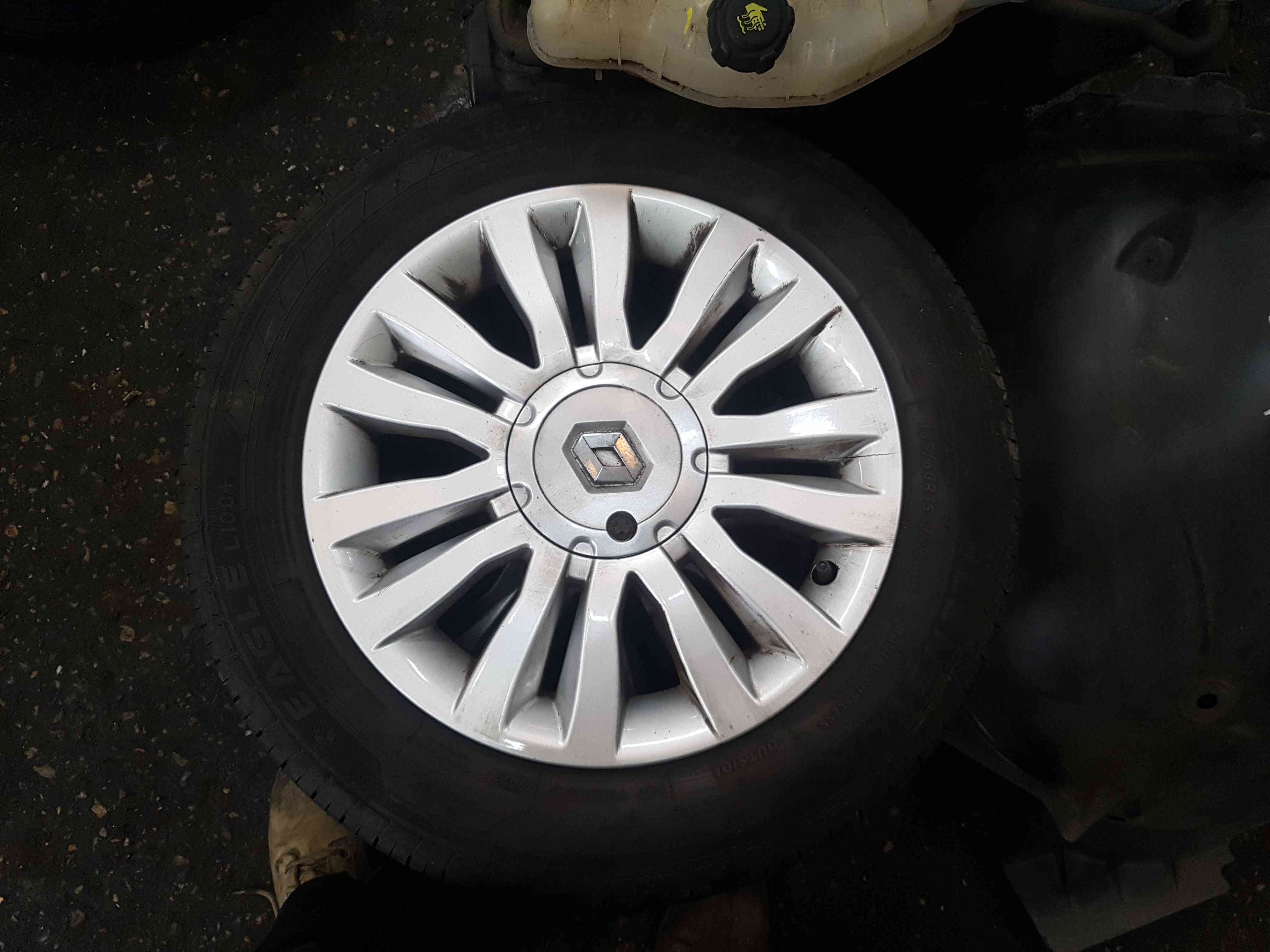 Renault Clio MK3 2009-2012 Alloy Wheel Del Arte 185 60 15 4/5 8200846129