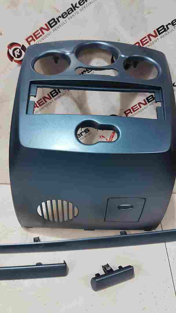 Thumb 2 Renault Clio MK3 2009-2012 Centre Dashboard Heater Surround Blue SET Trims