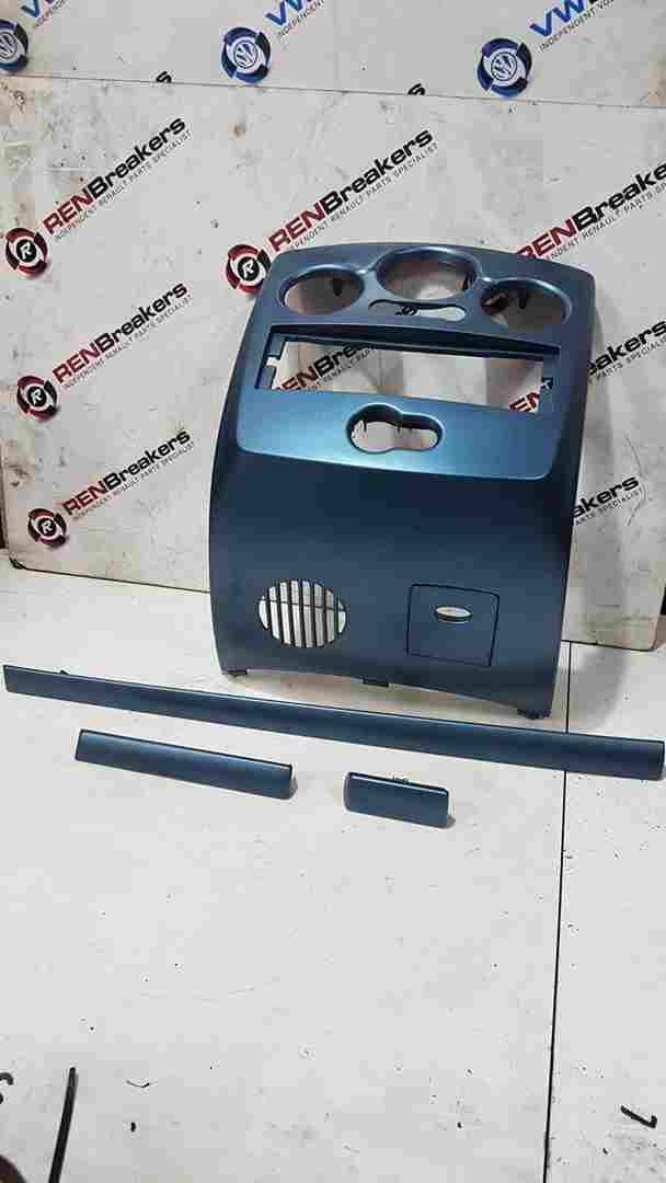Thumb 4 Renault Clio MK3 2009-2012 Centre Dashboard Heater Surround Blue SET Trims