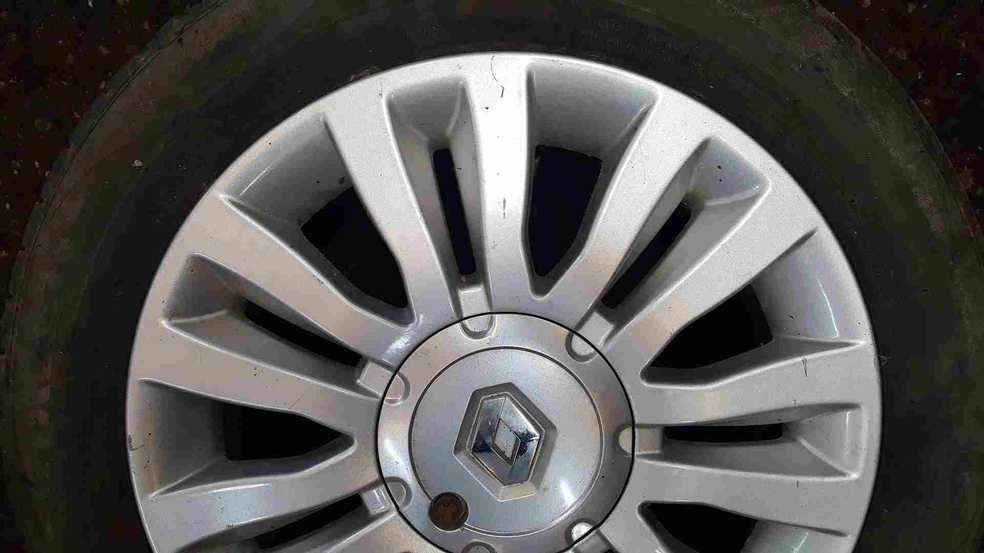 Thumb 4 Renault Clio MK3 2009-2012 DEL Arte Alloy Wheel + Tyre 185 60 15 4/5 8200846137