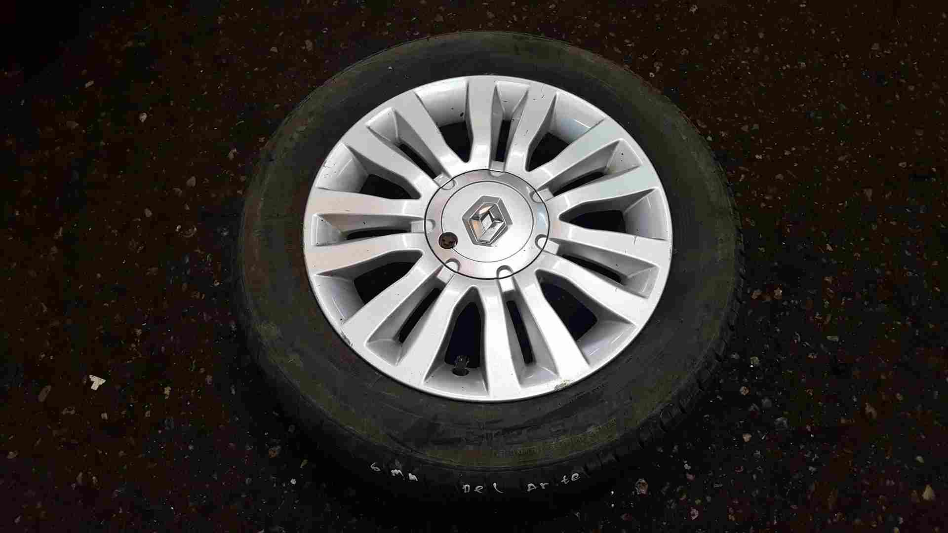 Thumb 7 Renault Clio MK3 2009-2012 DEL Arte Alloy Wheel + Tyre 185 60 15 4/5 8200846137
