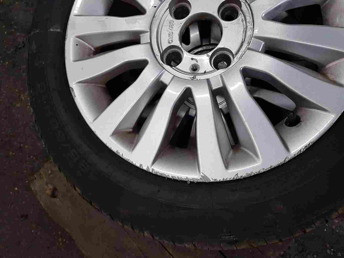 Thumb 3 Renault Clio MK3 2009-2012 DEL Arte Alloy Wheel + Tyre 185 60 15 4/5 8200846137