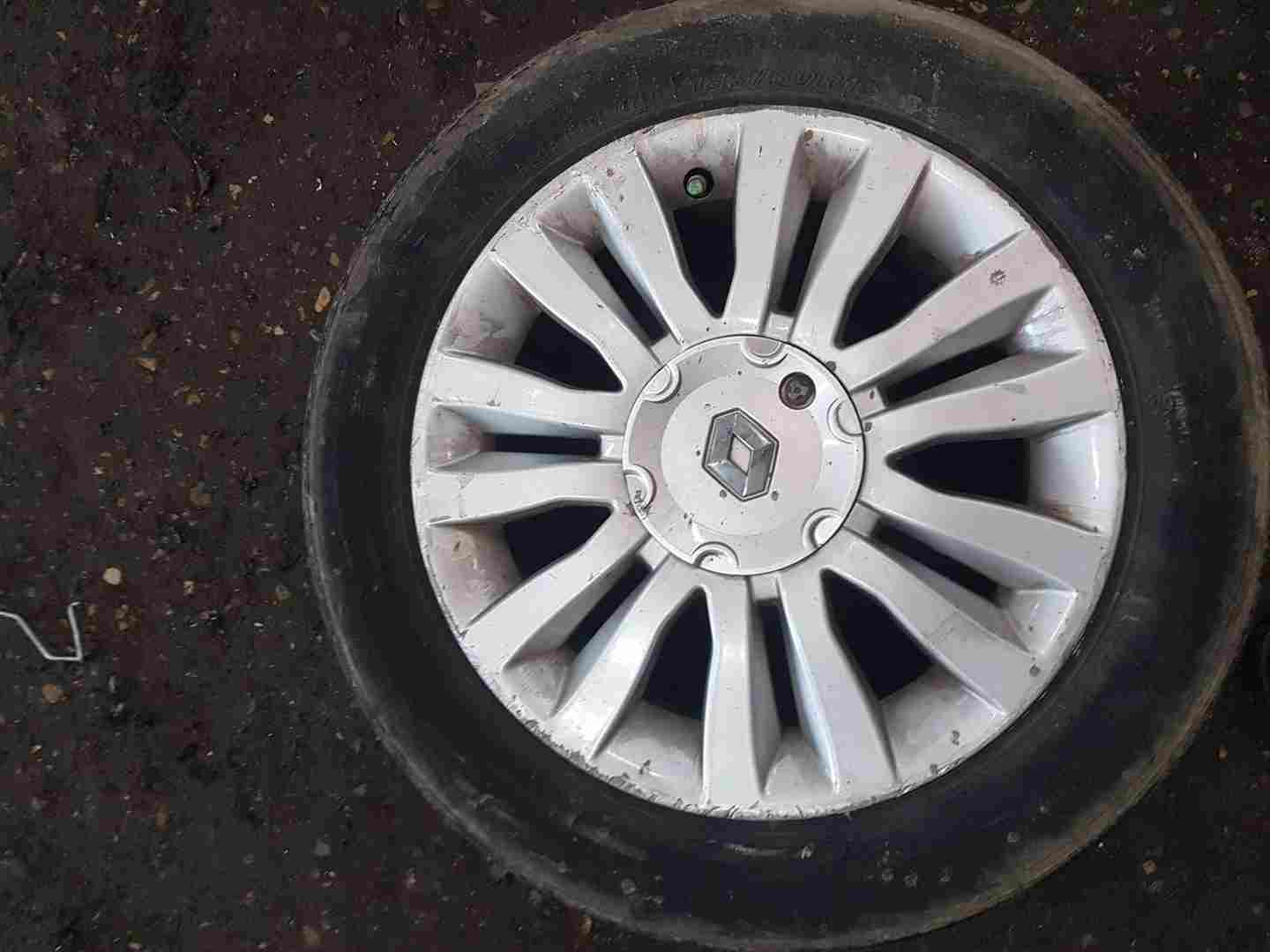 Thumb 2 Renault Clio MK3 2009-2012 DEL Arte Alloy Wheel 15Inch 3/5 8200833420
