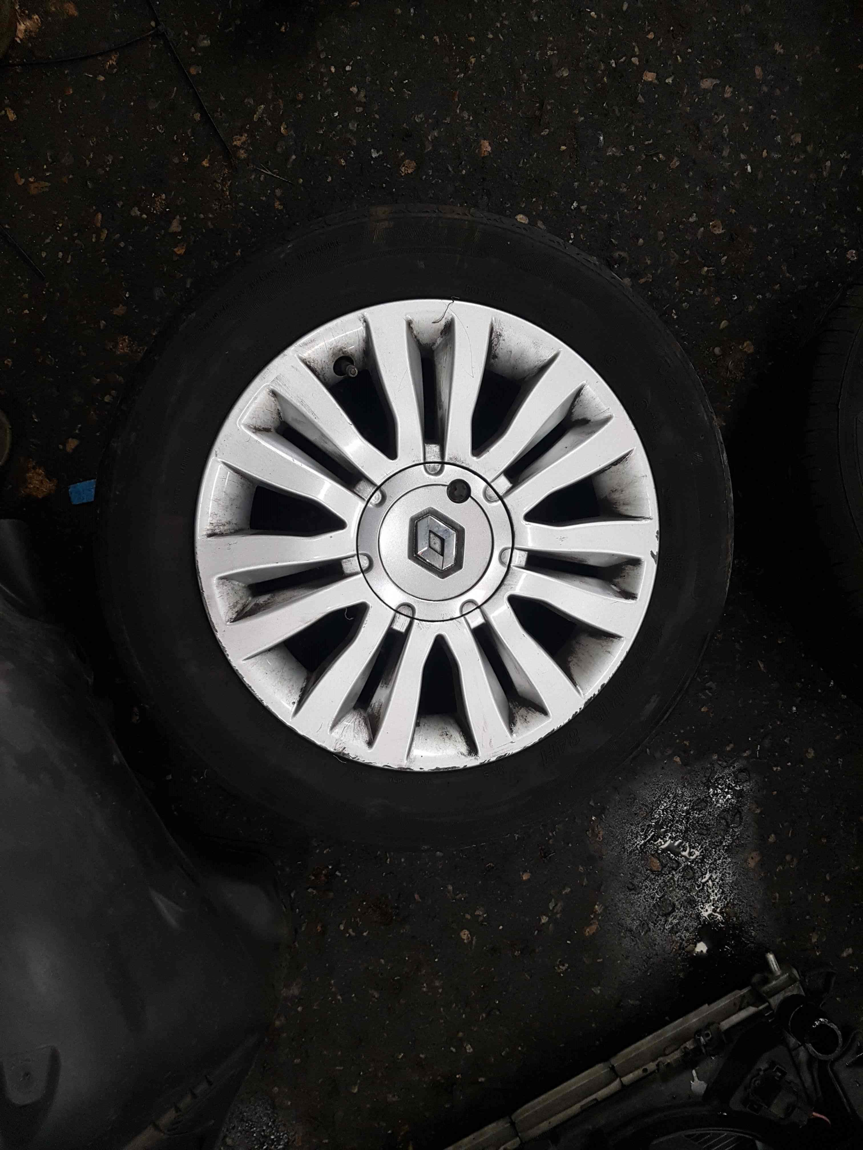 Thumb 2 Renault Clio MK3 2009-2012 DEL Arte Alloy Wheel 15Inch 3/5 8200833420