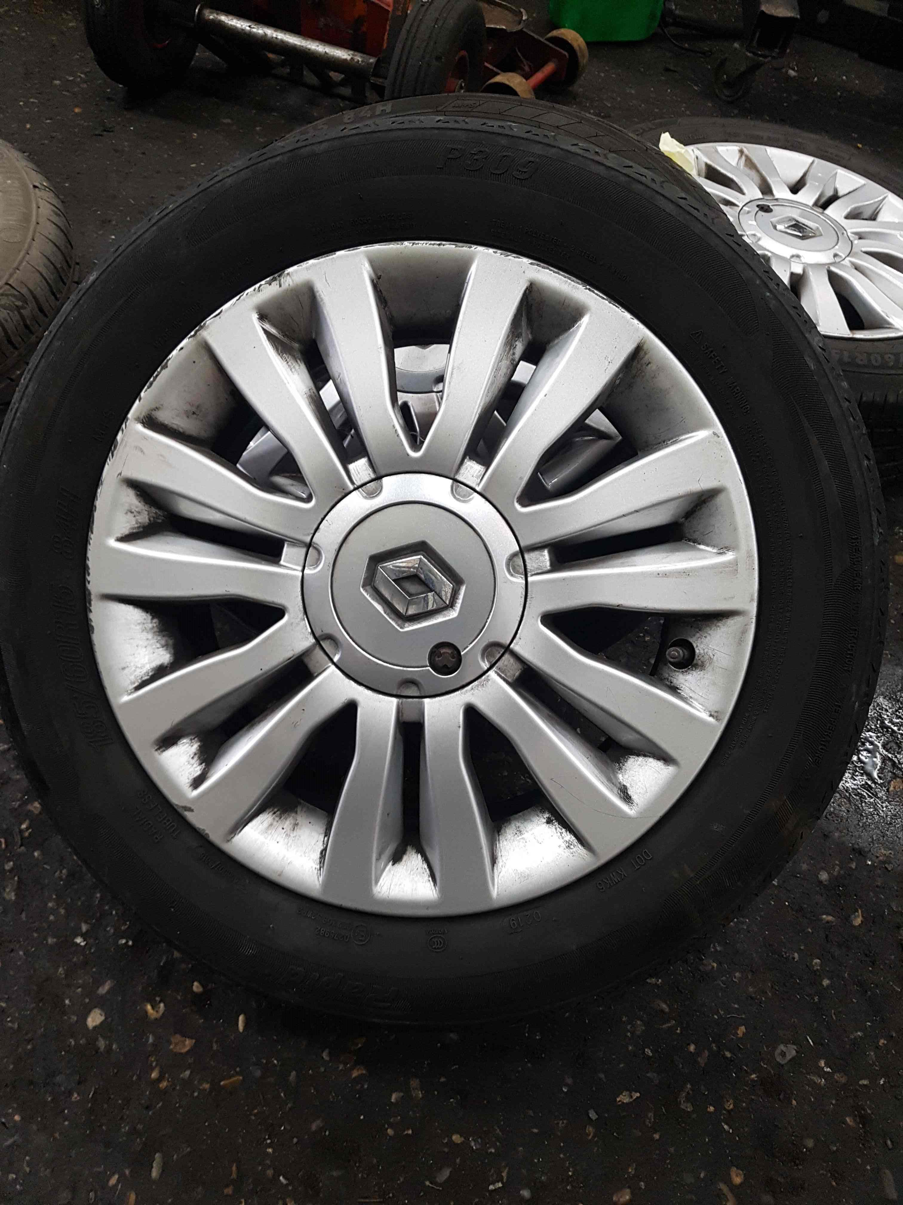 Thumb 7 Renault Clio MK3 2009-2012 DEL Arte Alloy Wheel 15Inch 3/5 8200833420