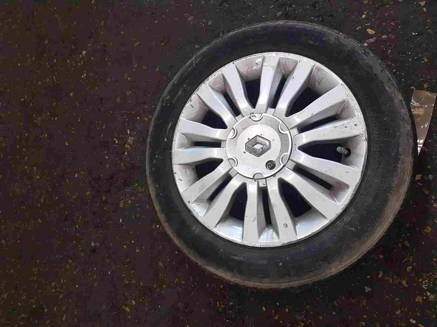 Renault Clio MK3 2009-2012 DEL Arte Alloy Wheel 15Inch 3/5 8200833420