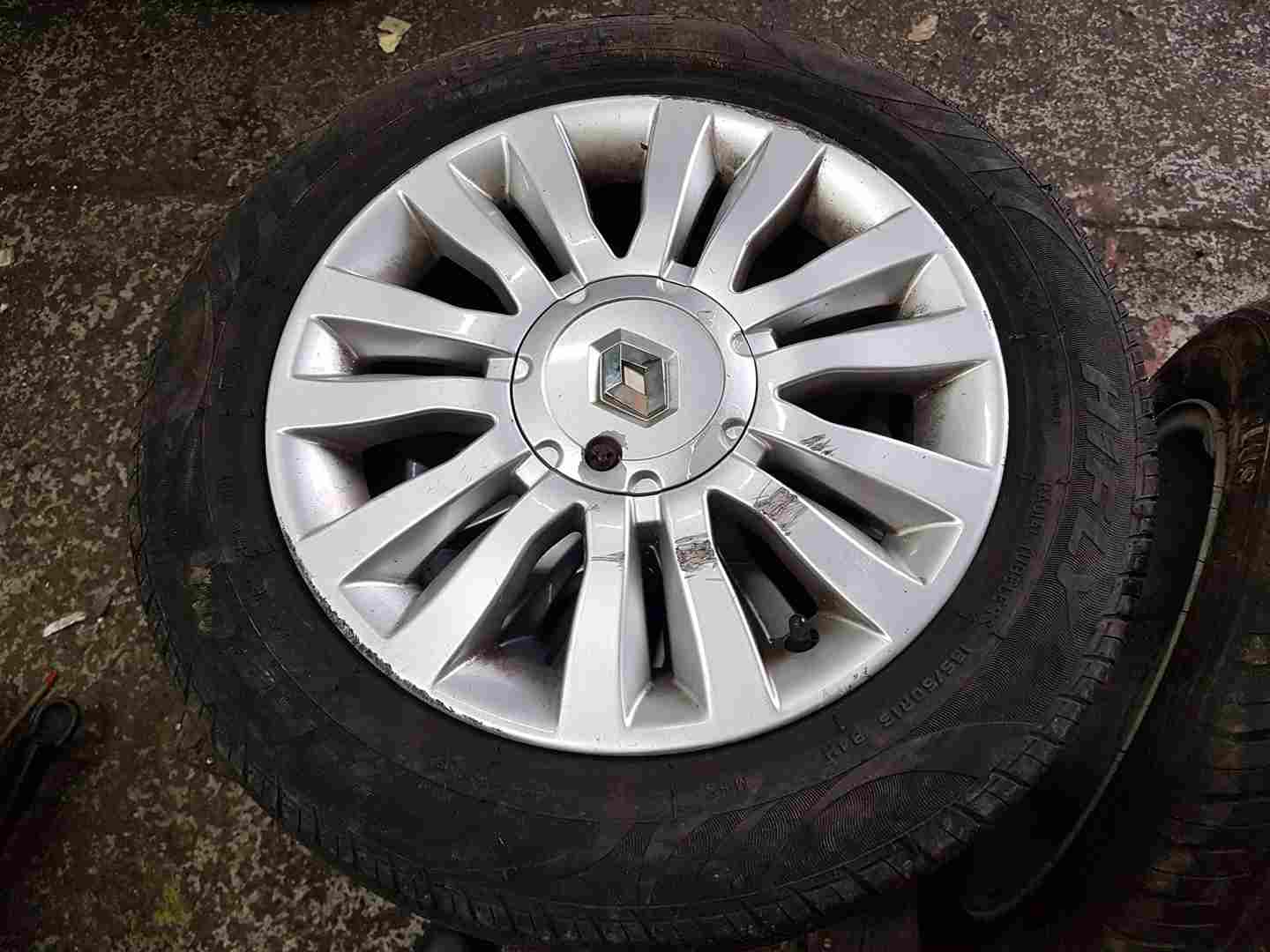 Renault Clio MK3 2009-2012 DEL Arte Alloy Wheel 15Inch 3/5