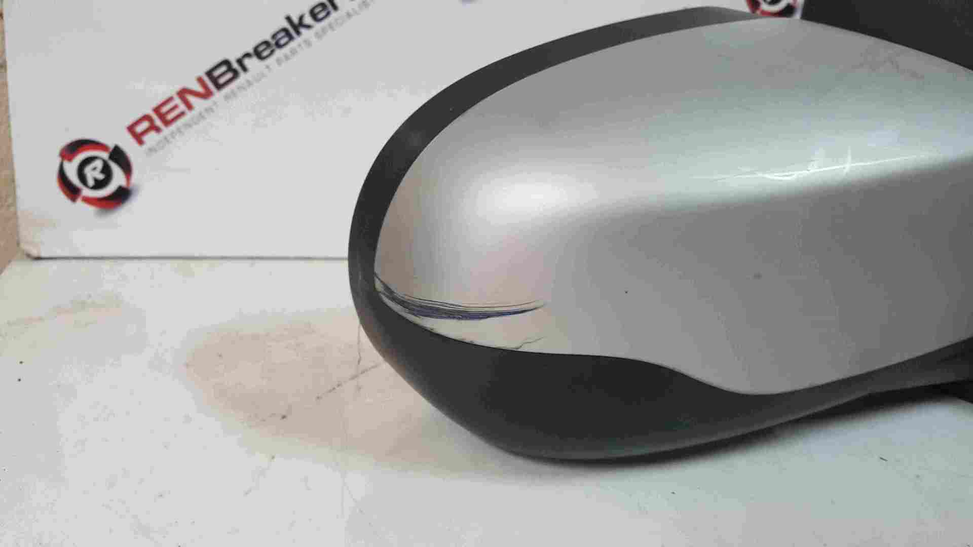 Thumb 4 Renault Clio MK3 2009-2012 Drivers OS Wing Mirror Silver