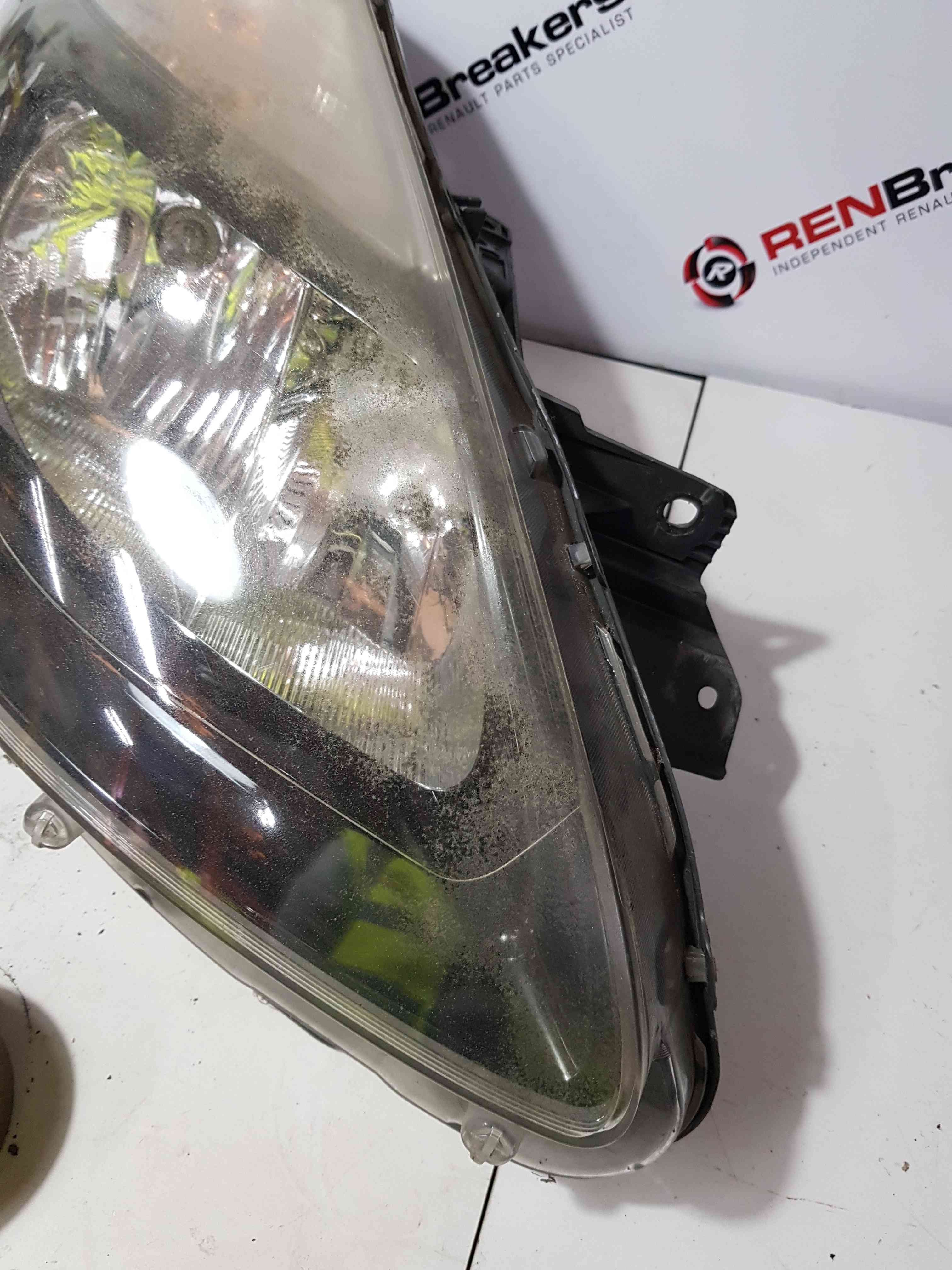 Thumb 3 Renault Clio MK3 2009-2012 Drivers OSF Front Headlight Black Backing Cloudy